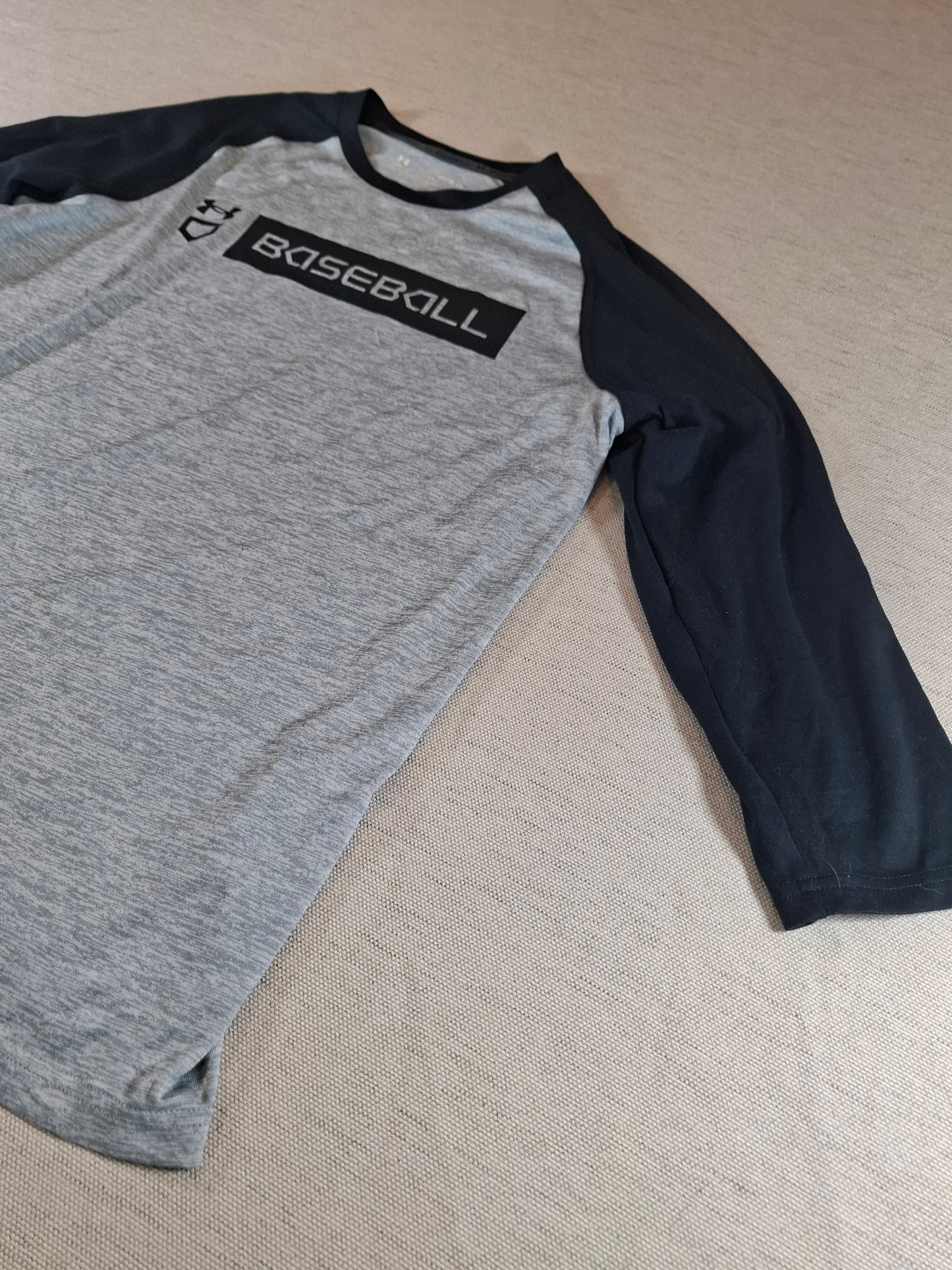 001230 Under Armour 3/4 t-shirt size S Black/ Grehy