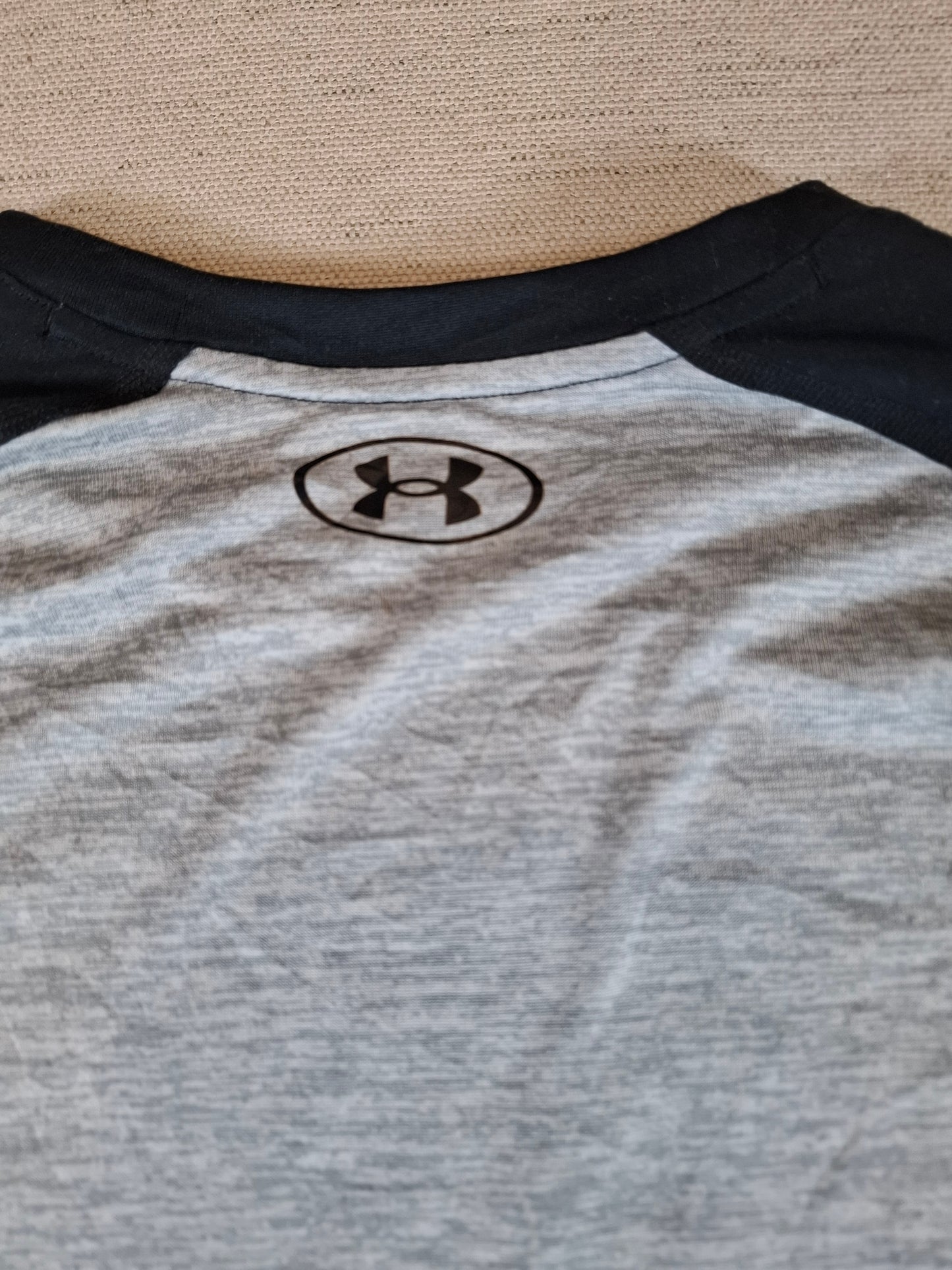 001230 Under Armour 3/4 t-shirt size S Black/ Grehy