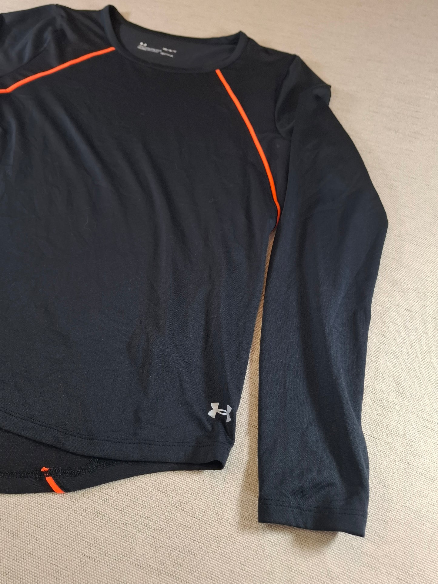 001231 Under Armour longsleeve t-shirt size M Black/ Orange