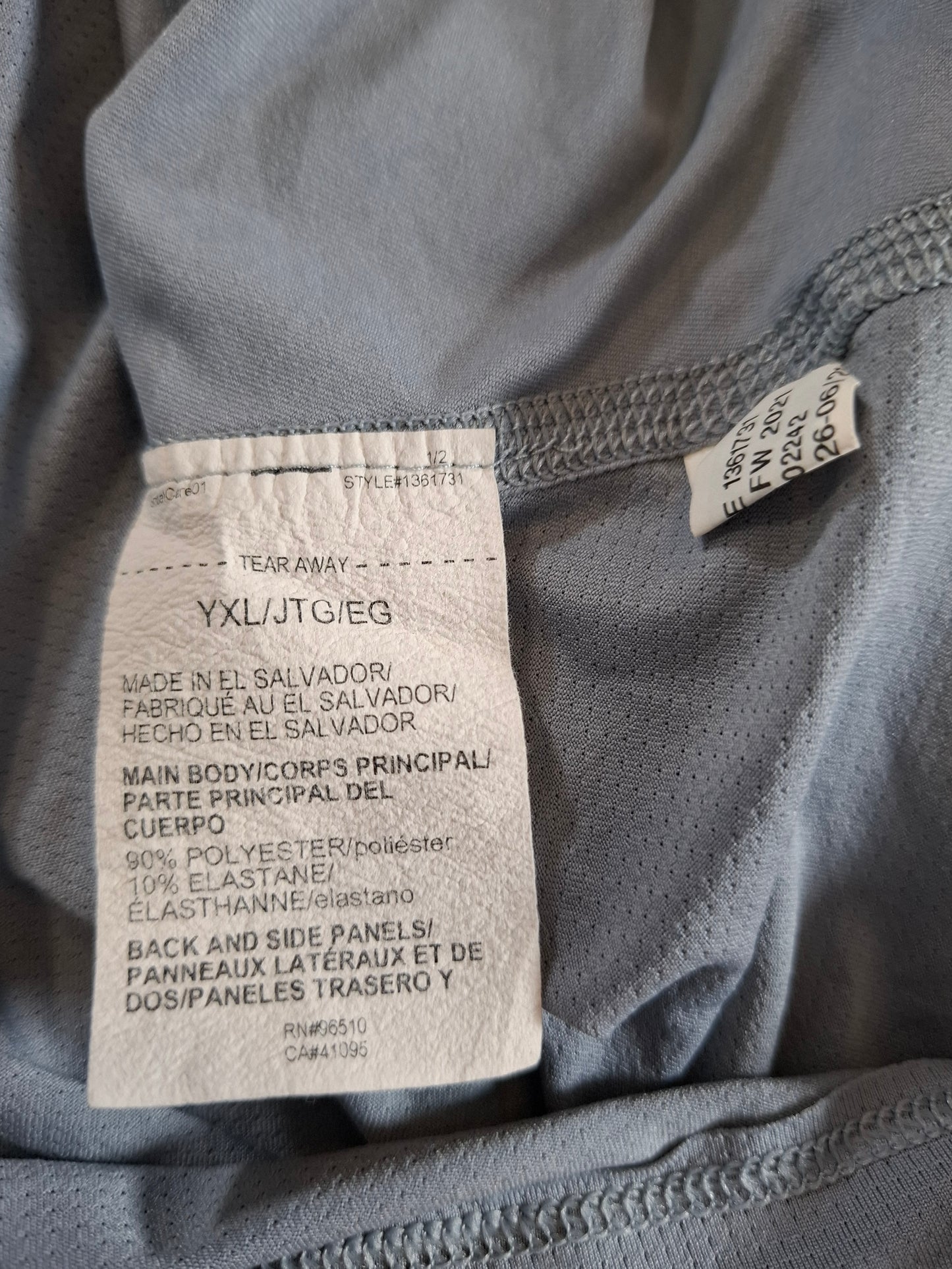 001232 Under Armour longsleeve t-shirt size children XL Grey