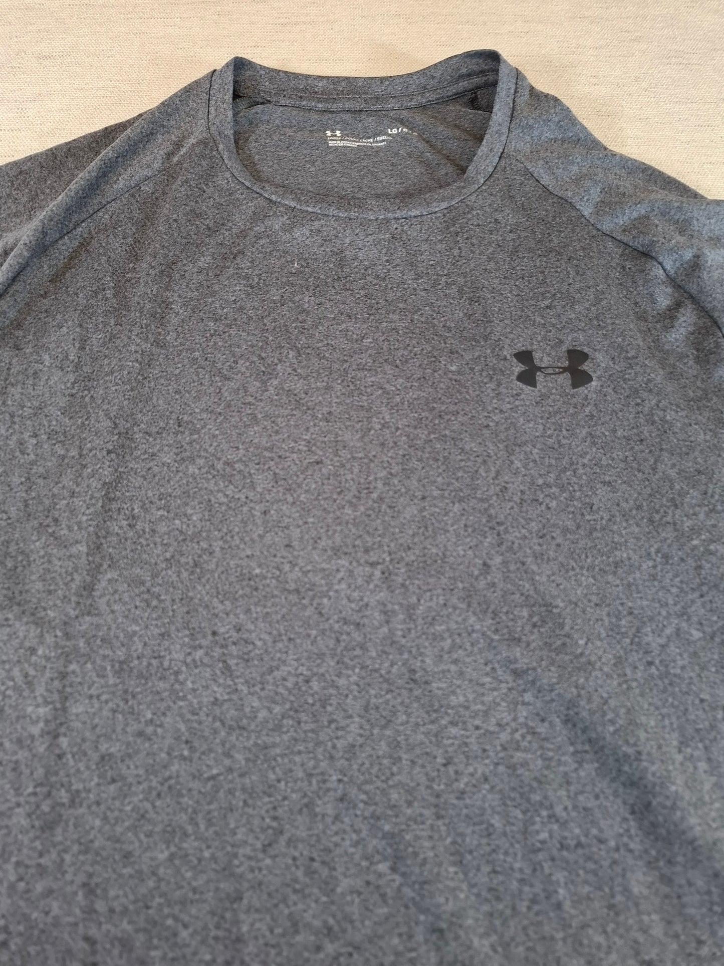 001233 Under Armour longsleeve t-shirt size L Grey