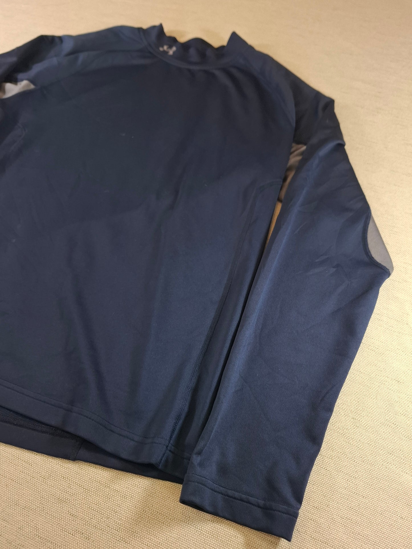 001234 Under Armour longsleeve t-shirt size XL Blue/ Grey