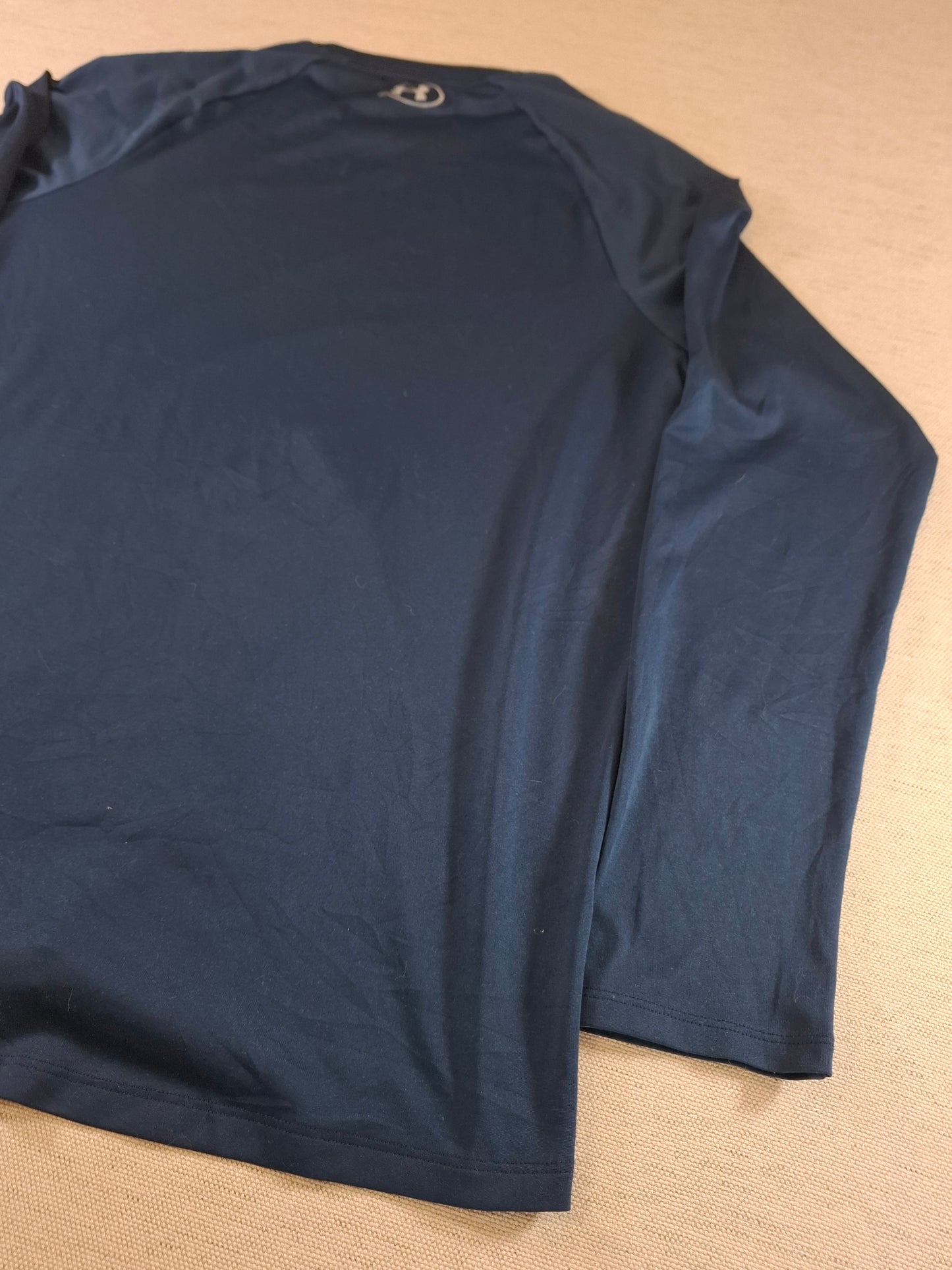 001235 Under Armour longsleeve t-shirt size M Blue