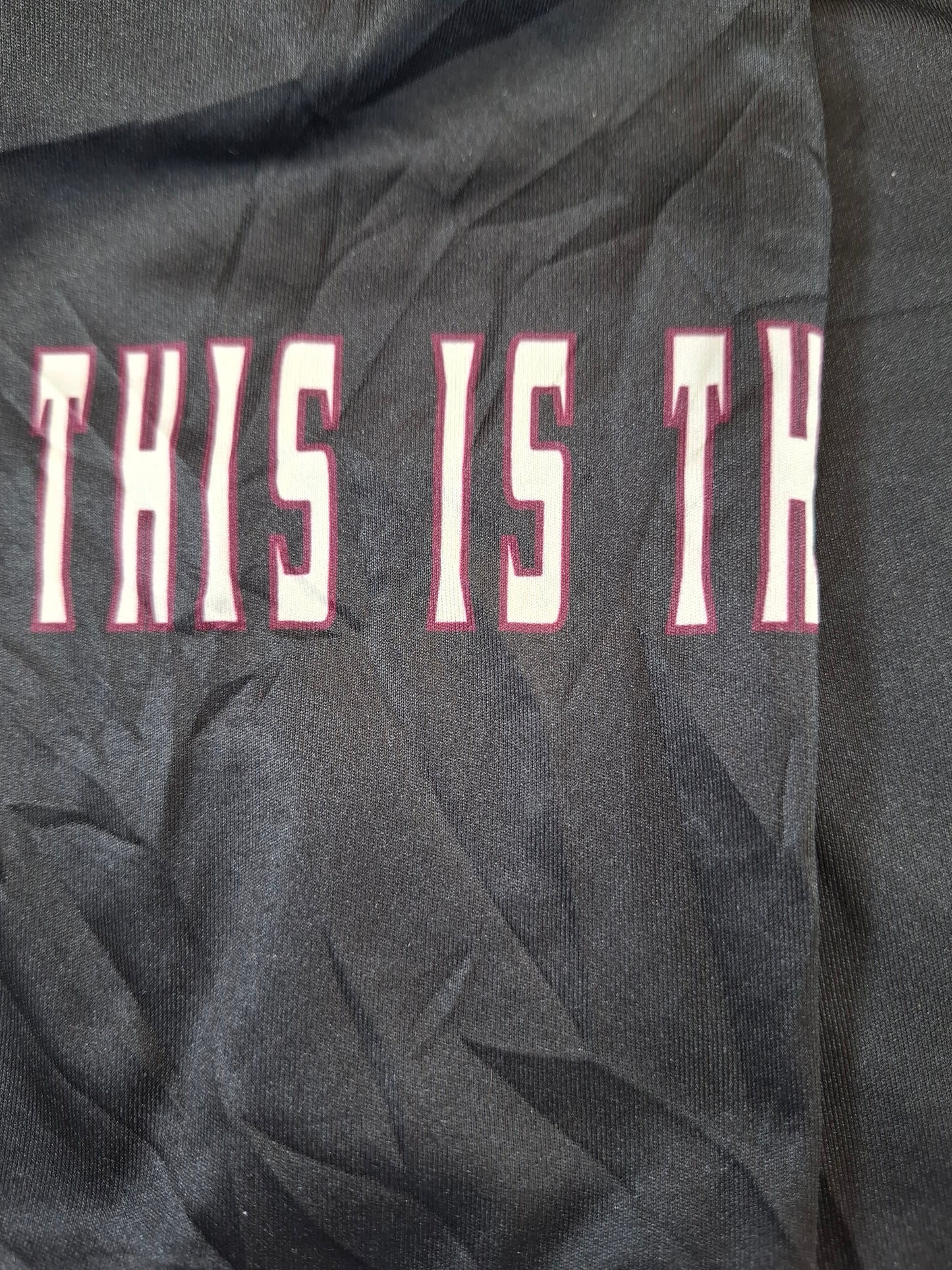 001236 Under Armour longsleeve t-shirt size M Purple/ Black. Lancers.