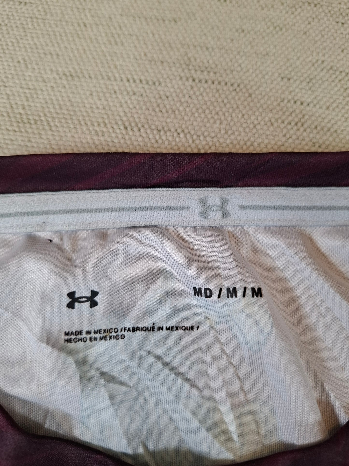 001236 Under Armour longsleeve t-shirt size M Purple/ Black. Lancers.