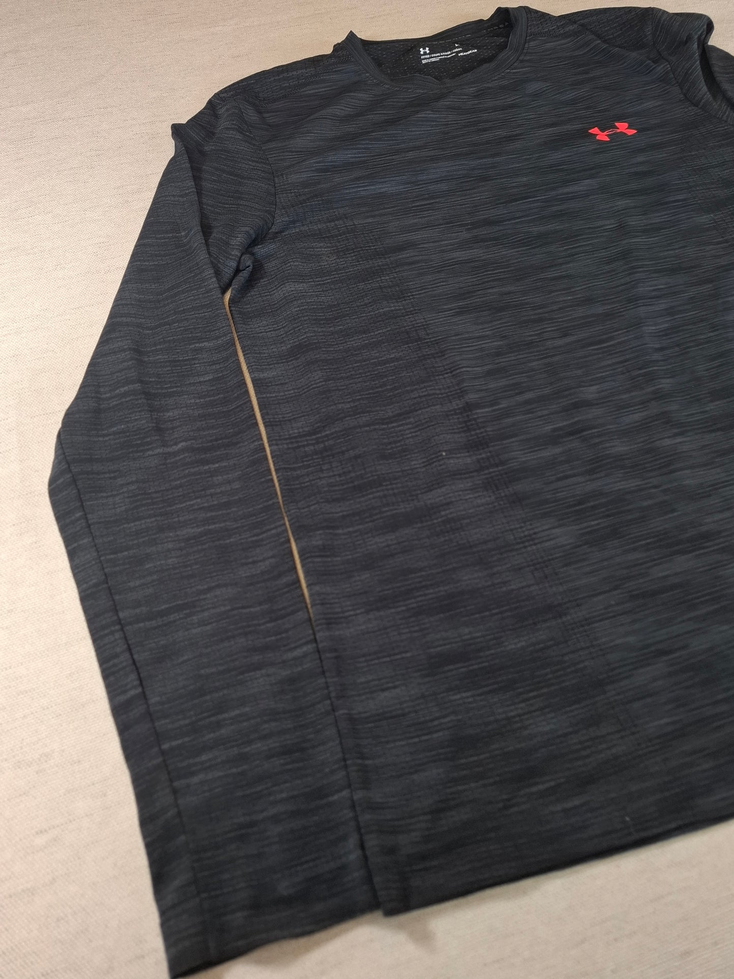 001237 Under Armour longsleeve t-shirt size L Antracite