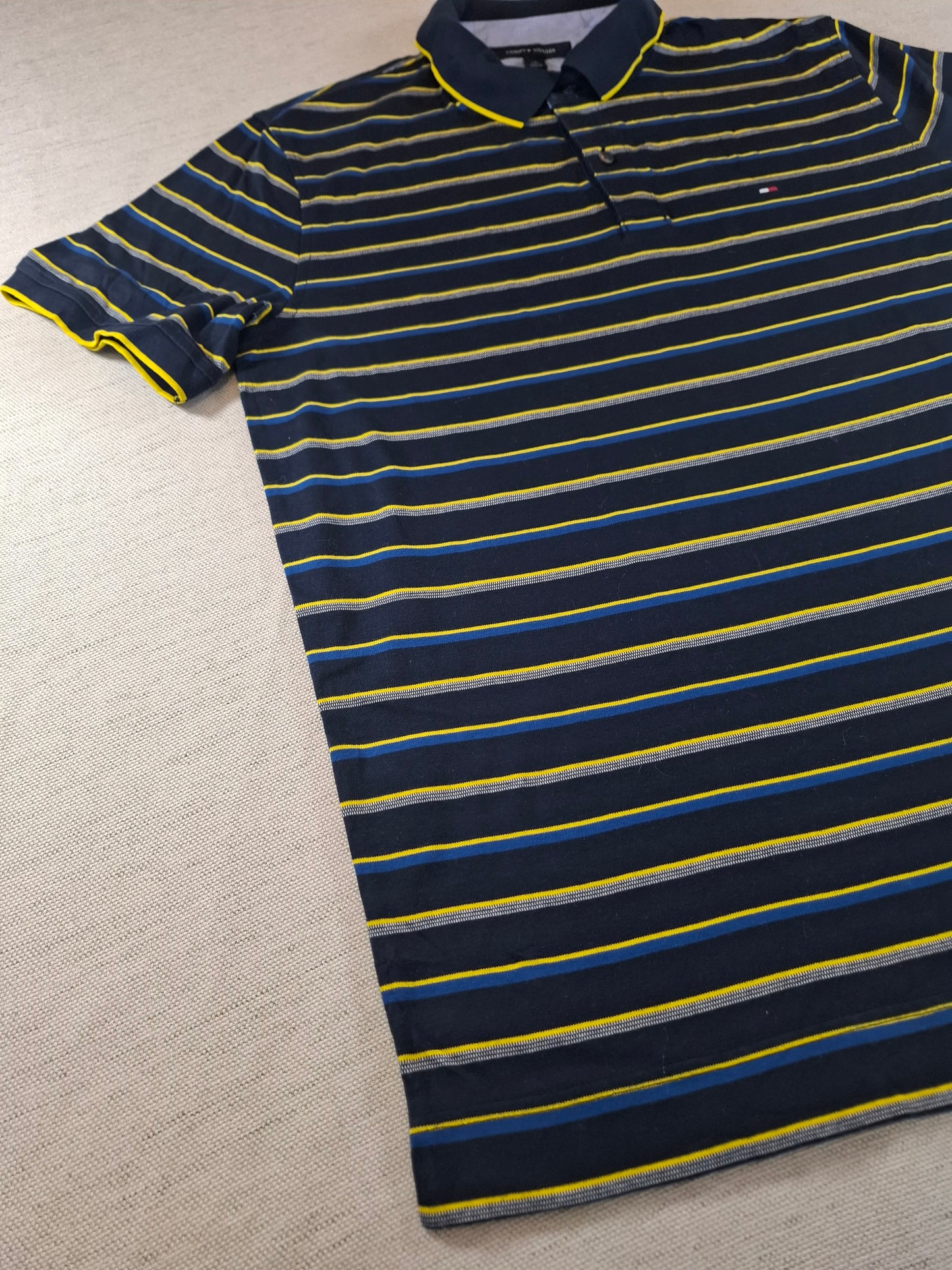 001238 Tommy Hilfiger Polo shirt size L Navy/ Multicolor
