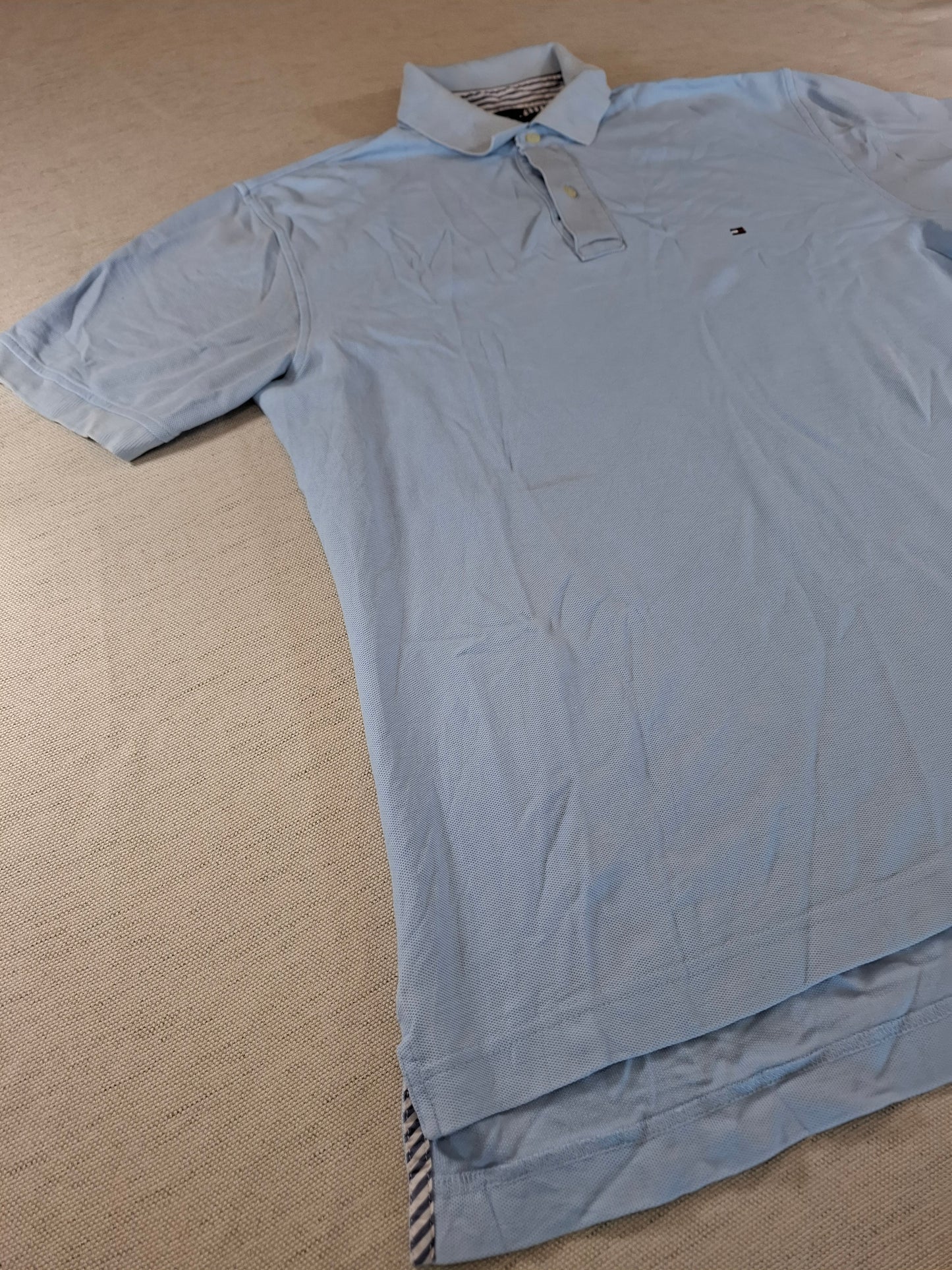001239 Tommy Hilfiger Polo shirt size L Light Blue