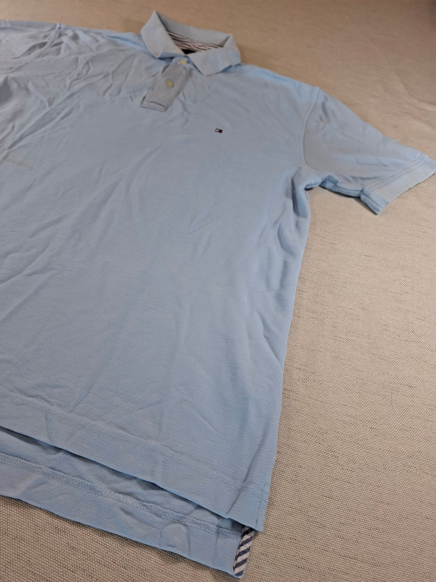 001239 Tommy Hilfiger Polo shirt size L Light Blue