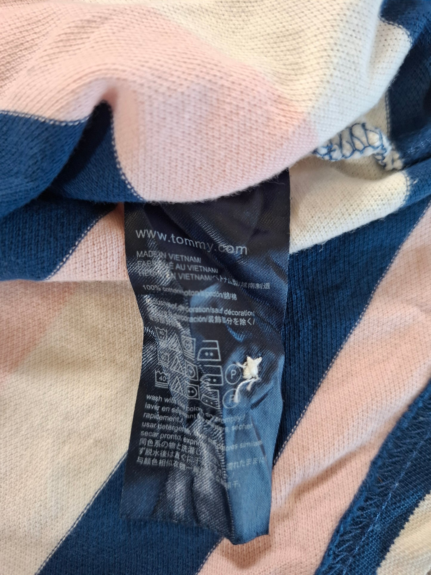 001243 Tommy Hilfiger Polo shirt size XL Navy/ Multicolor