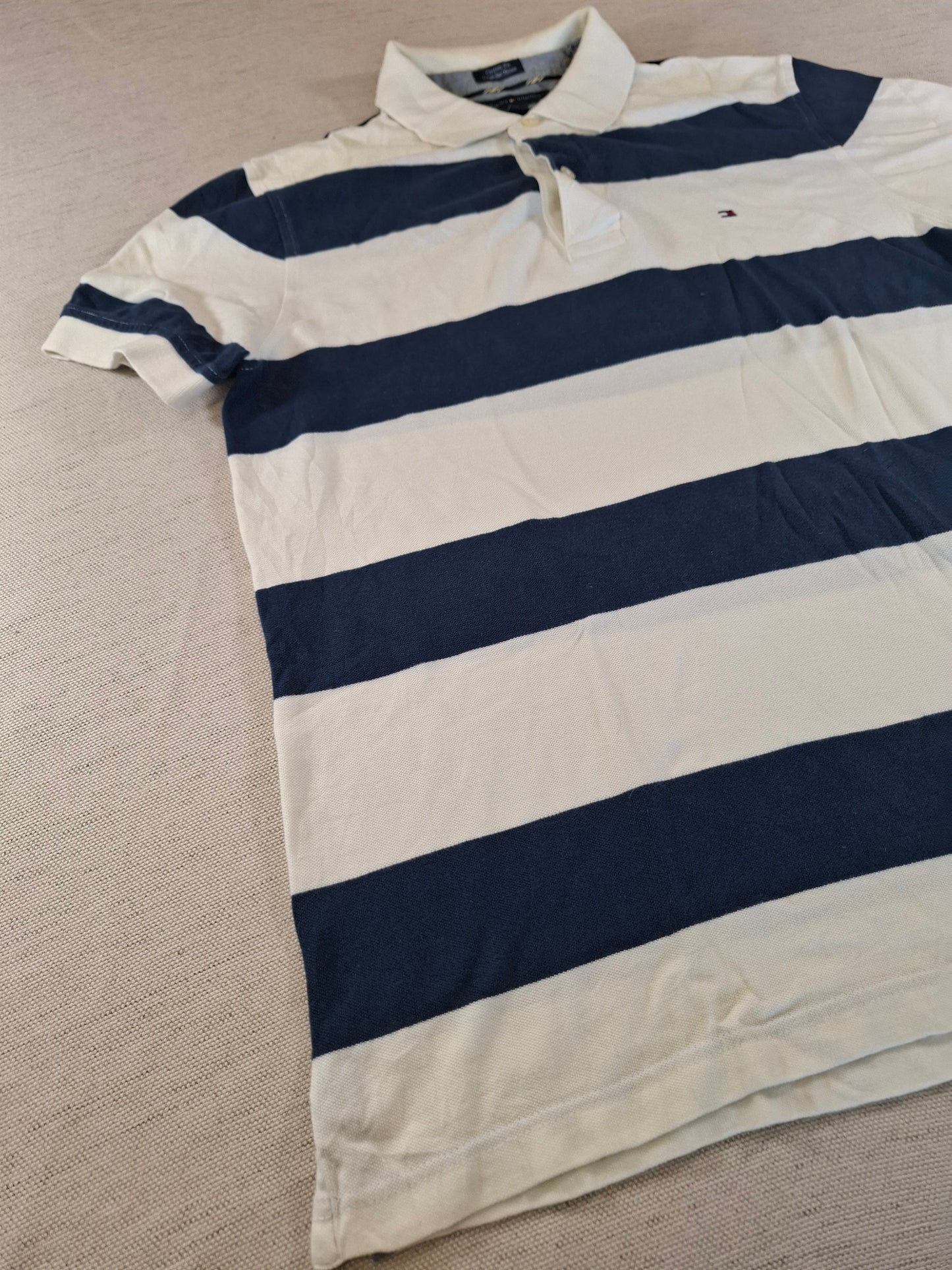 001247 Tommy Hilfiger Polo shirt size M Blue/ White checkered