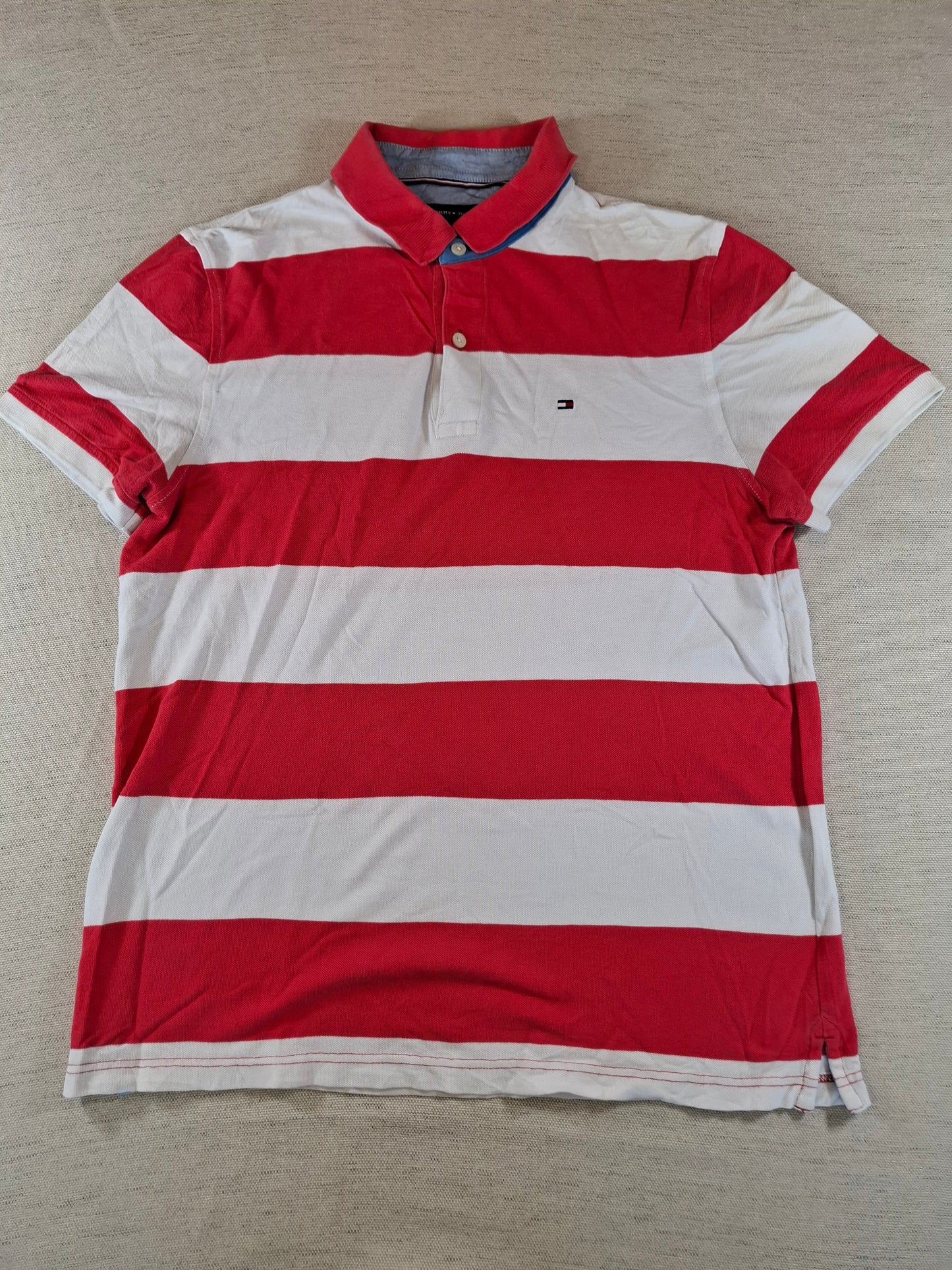001248 Tommy Hilfiger Polo shirt size M Red/ White striped