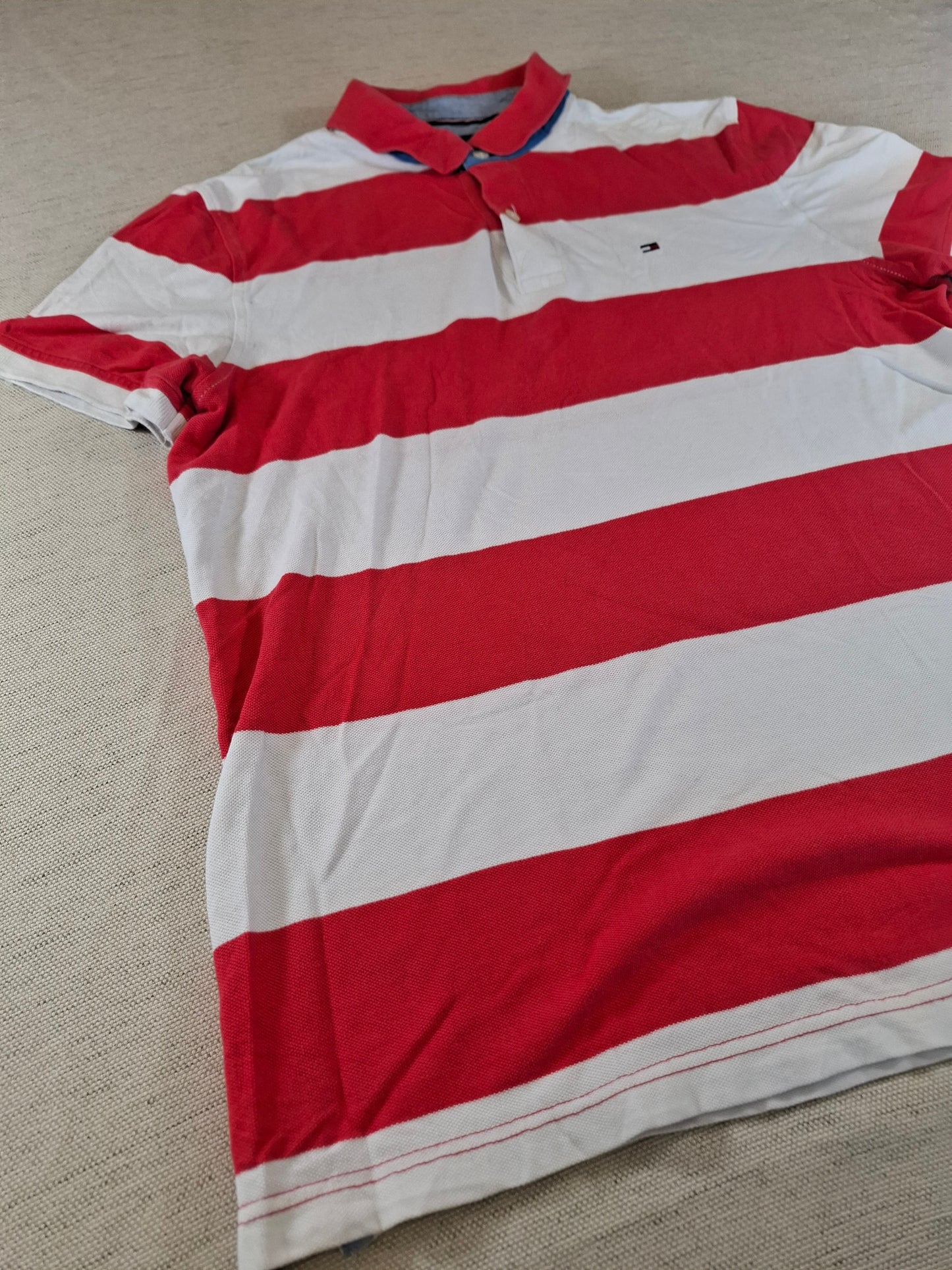 001248 Tommy Hilfiger Polo shirt size M Red/ White striped