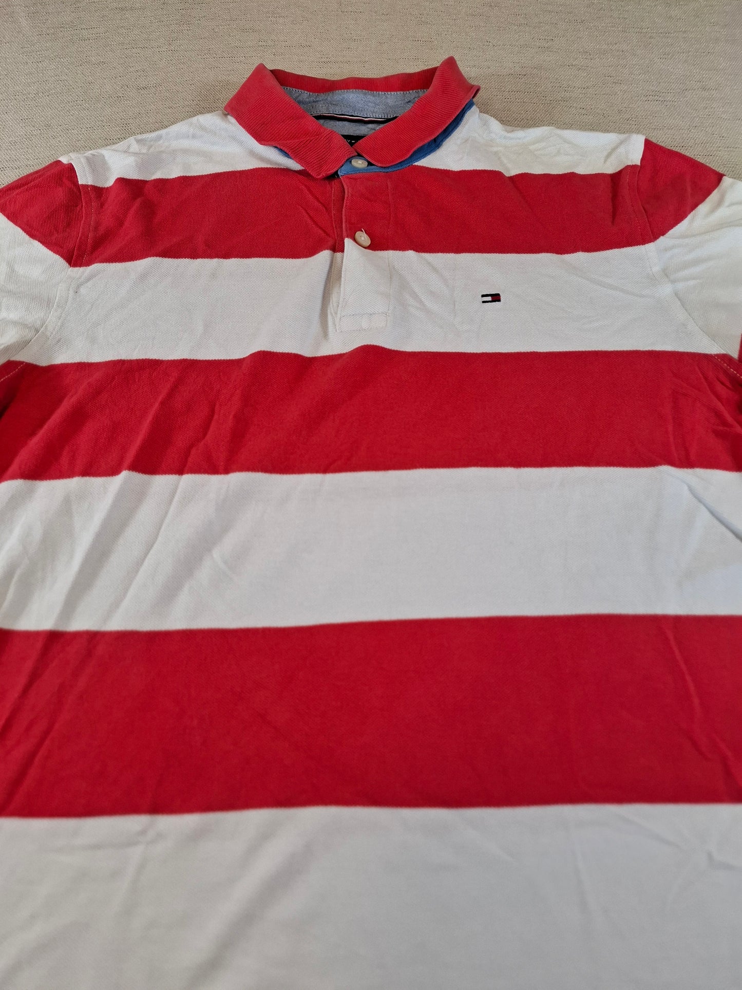 001248 Tommy Hilfiger Polo shirt size M Red/ White striped