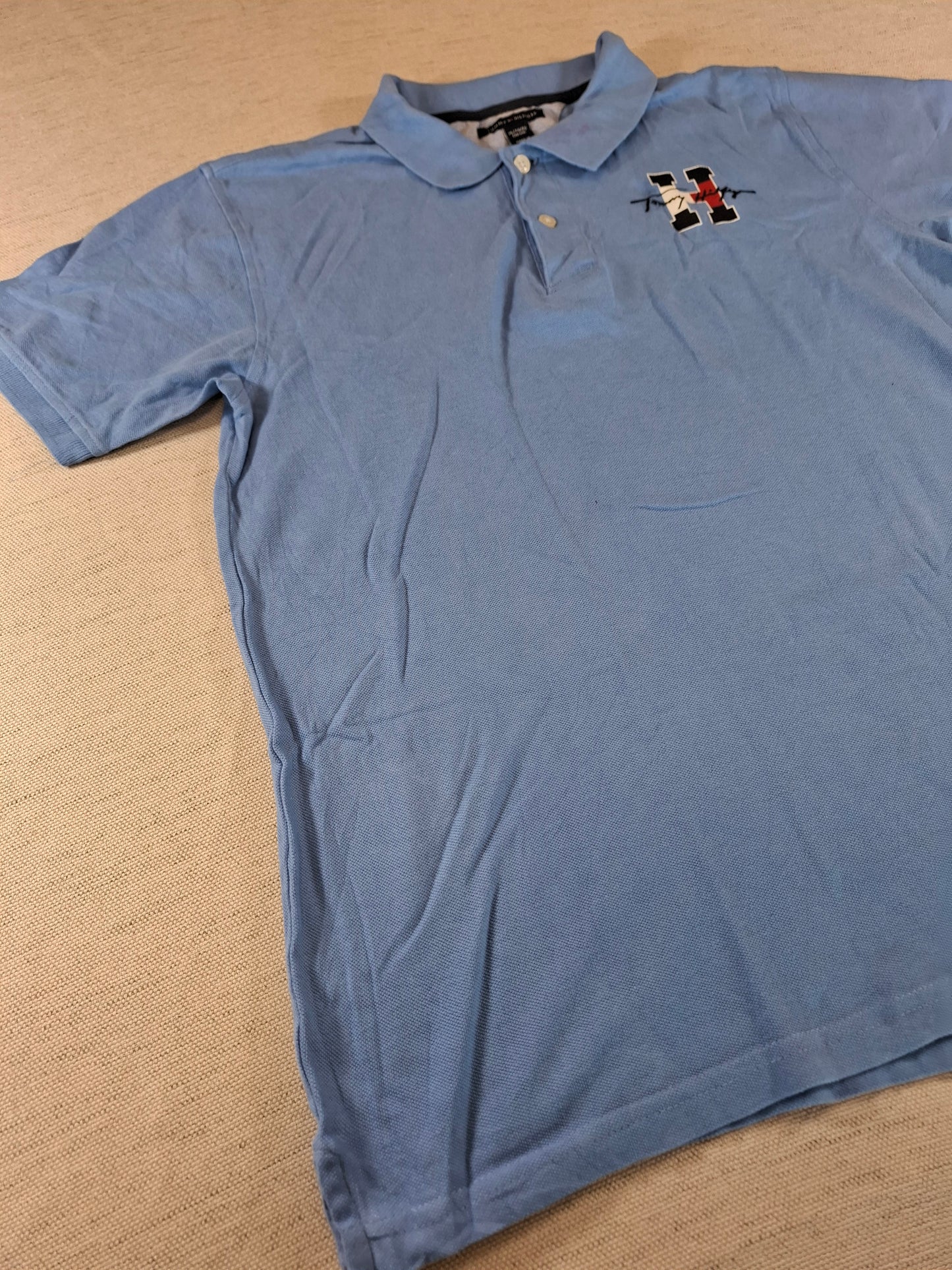 001250 Tommy Hilfiger Polo shirt size KXL/ 18/20y Light Blue