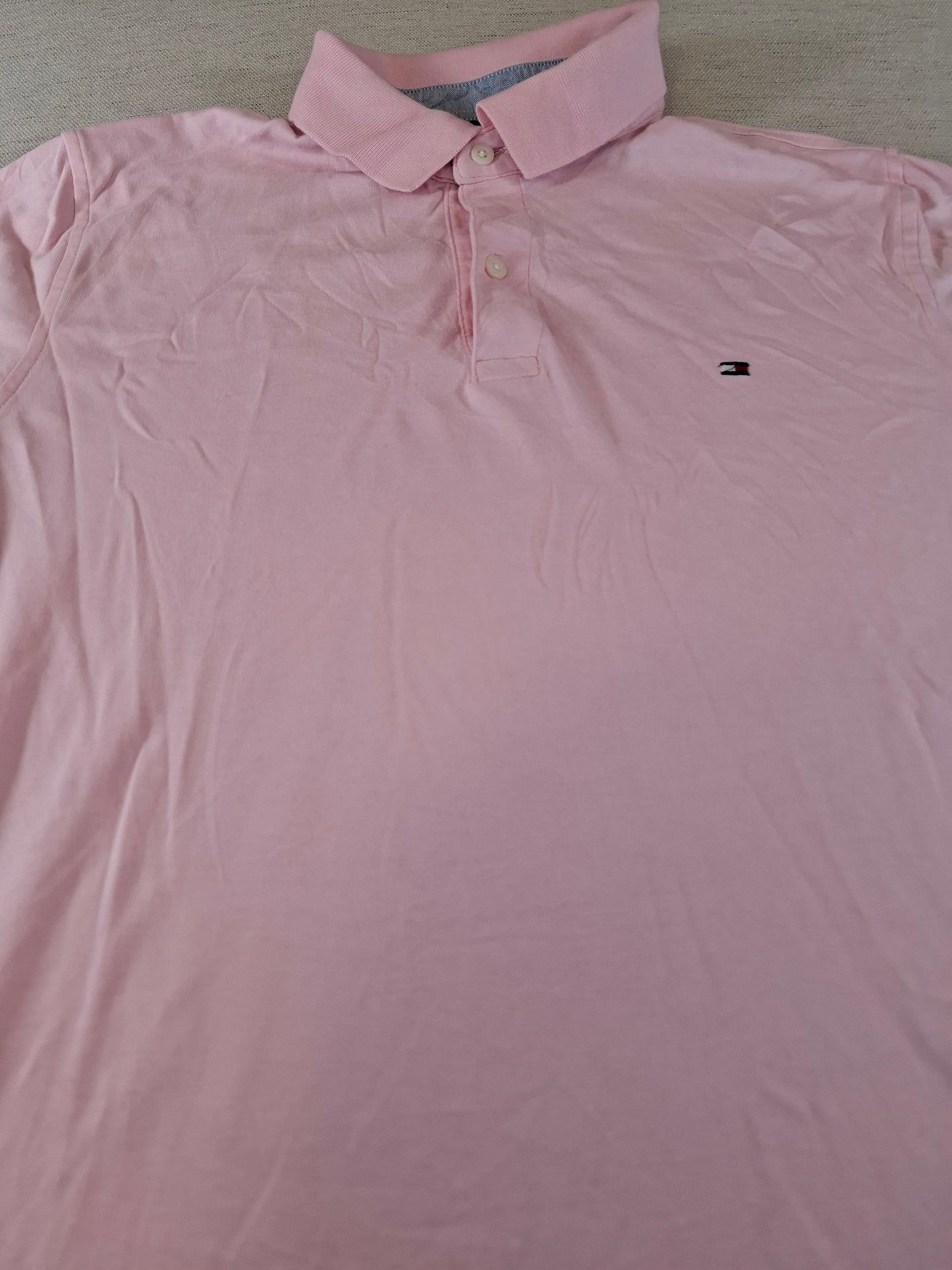 001251 Tommy Hilfiger Polo shirt size M Pink
