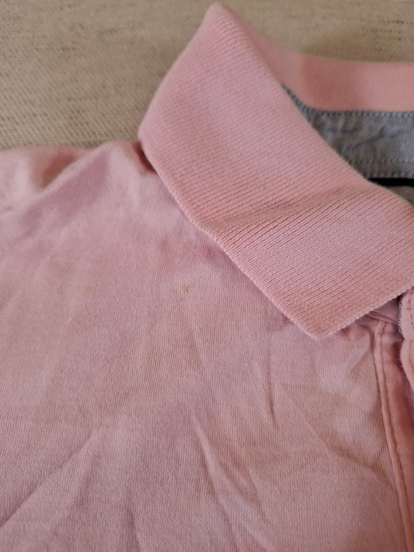 001251 Tommy Hilfiger Polo shirt size M Pink