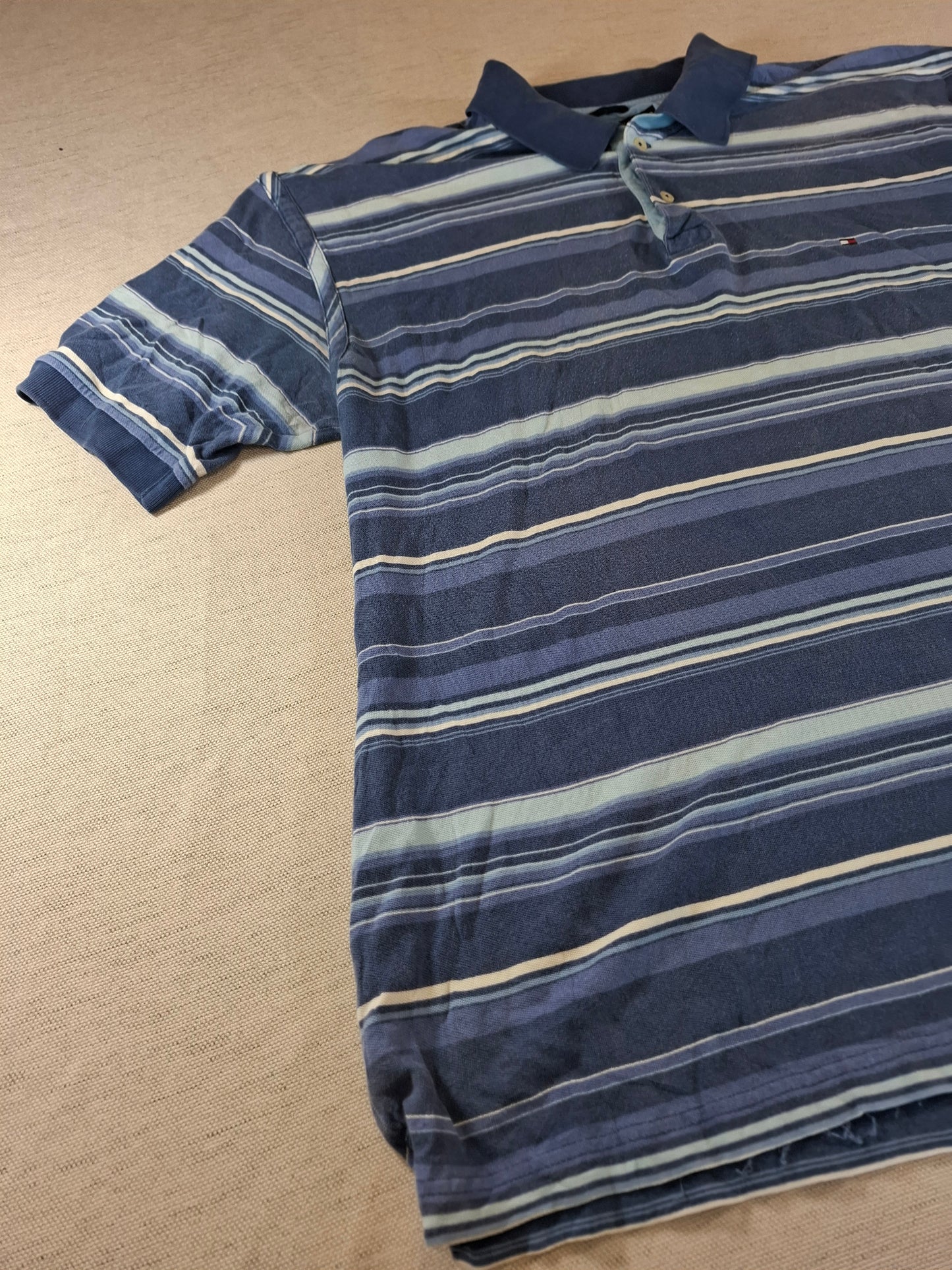 001252 Tommy Hilfiger Polo shirt size XXL Navy/ Light blue