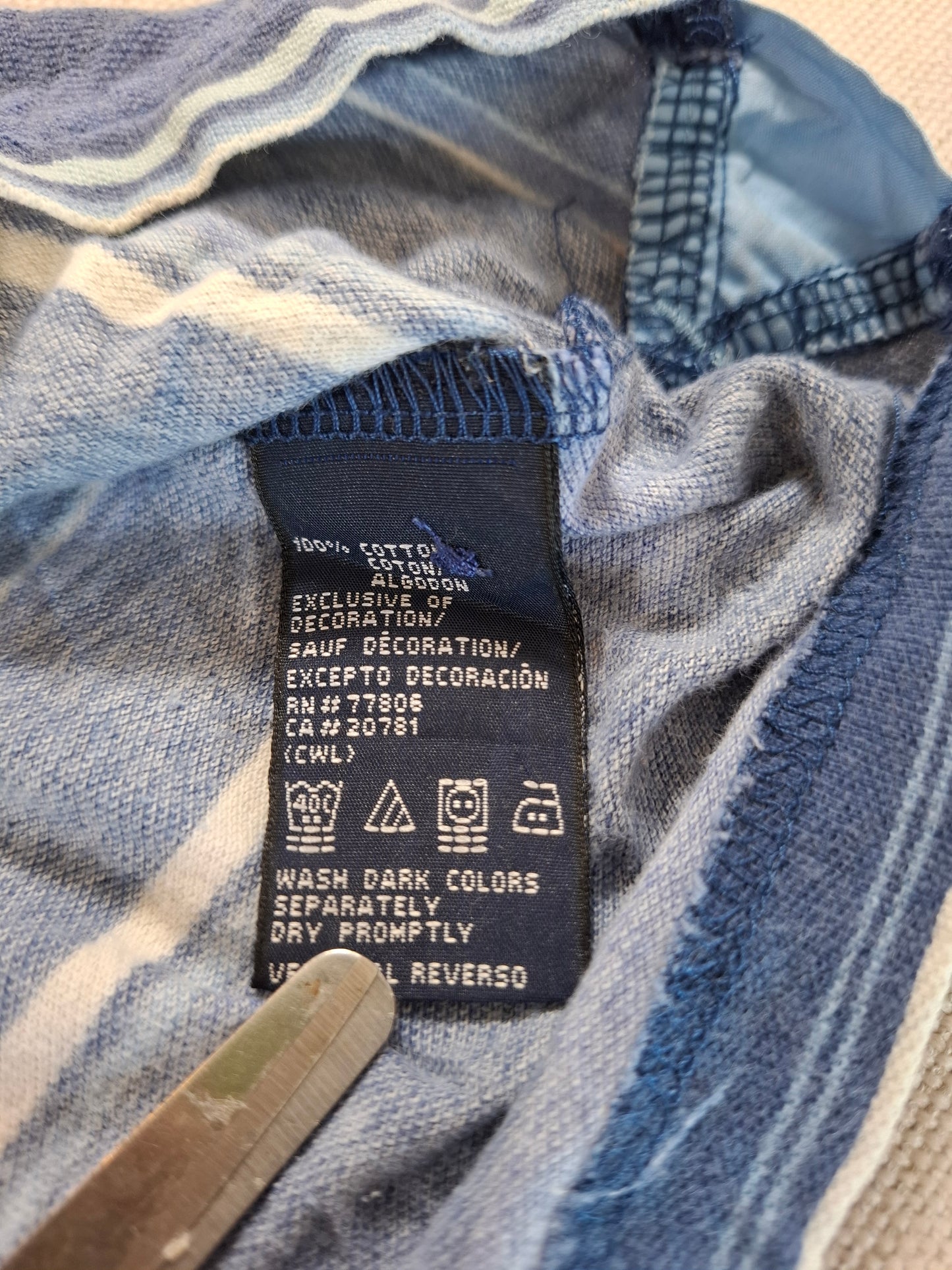 001252 Tommy Hilfiger Polo shirt size XXL Navy/ Light blue