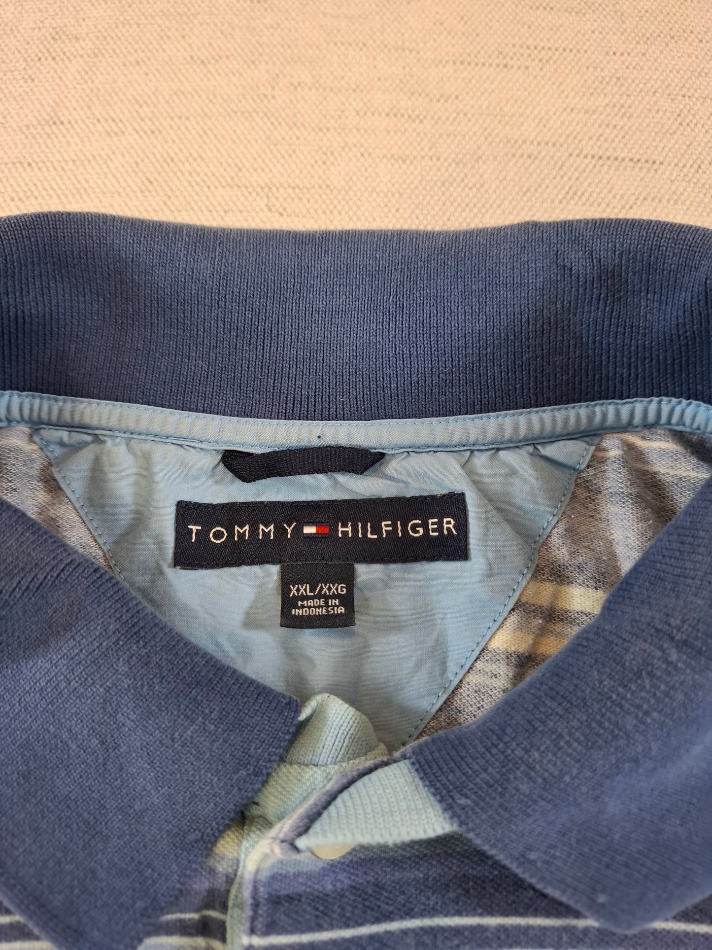 001252 Tommy Hilfiger Polo shirt size XXL Navy/ Light blue