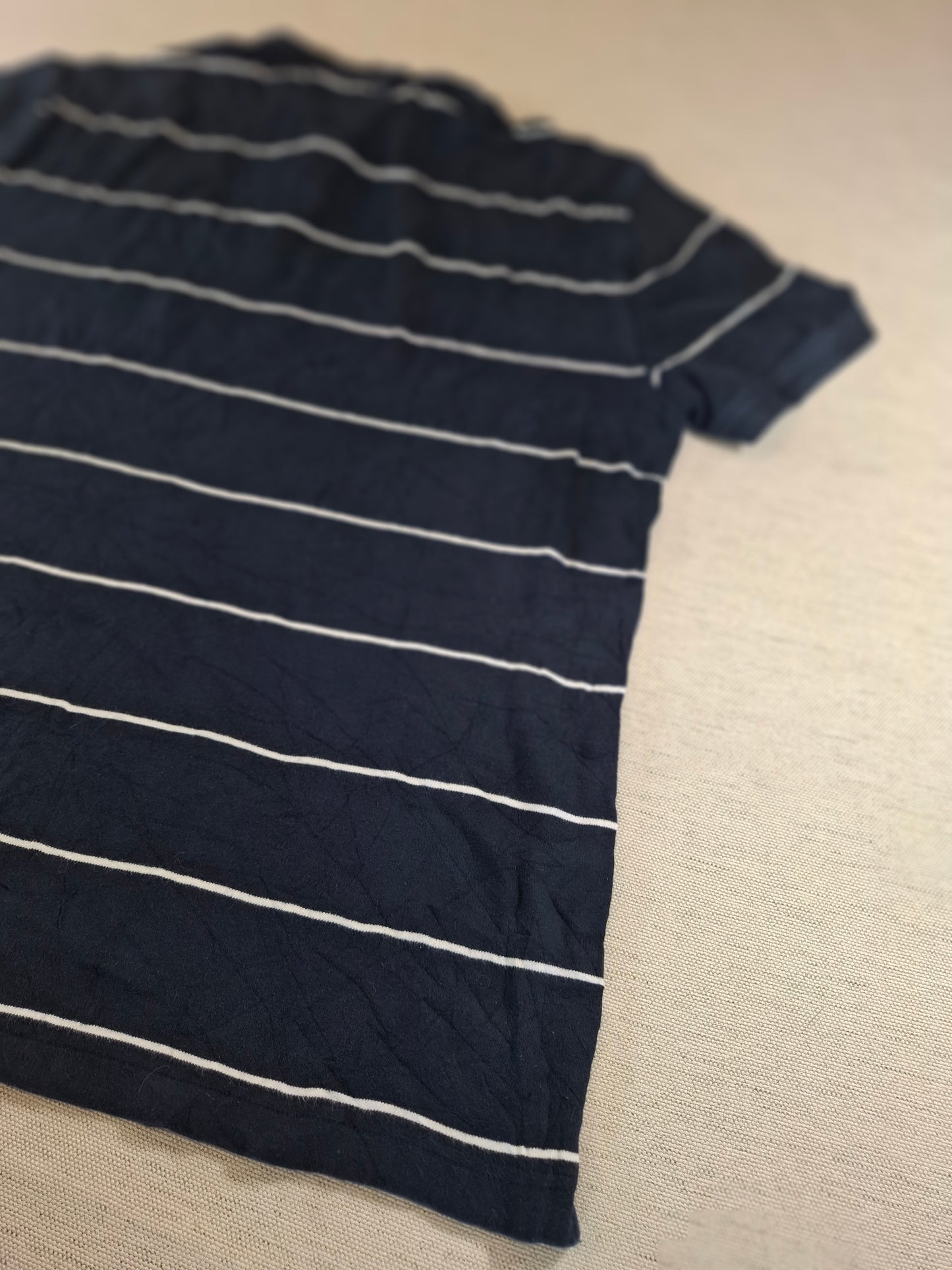 001253 Tommy Hilfiger Polo shirt size XL Navy/ White striped
