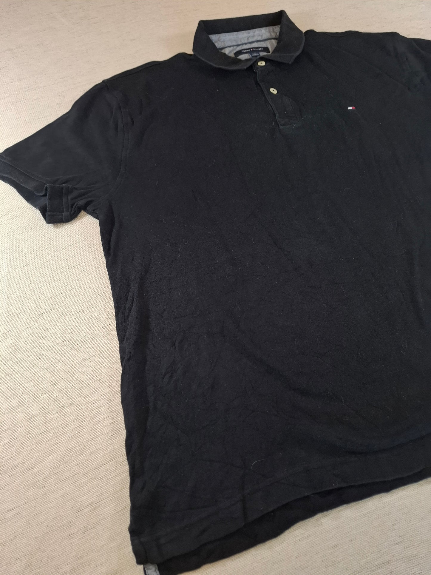 001255 Tommy Hilfiger Polo shirt size L Black