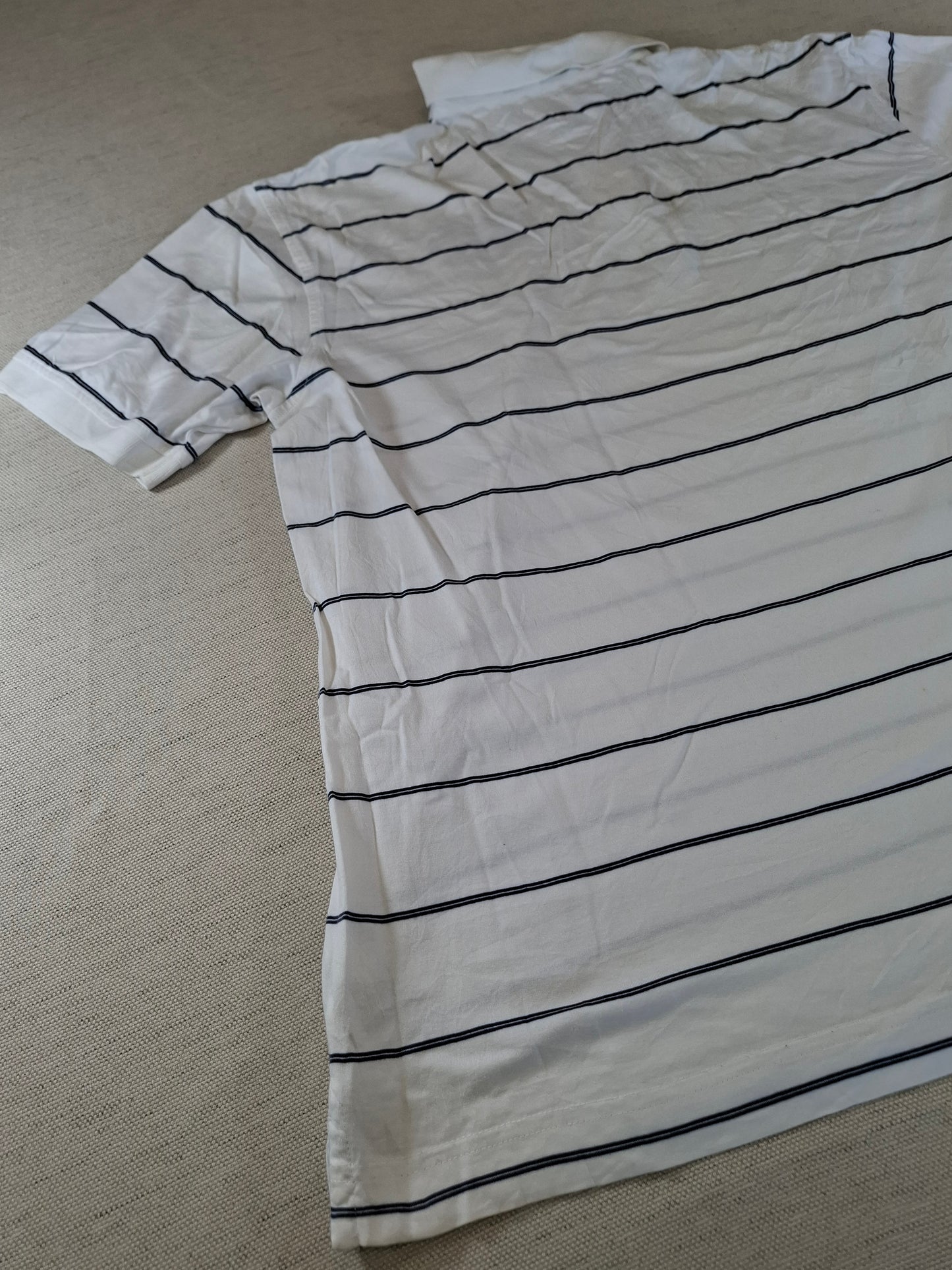001256 Tommy Hilfiger Polo shirt size M White/ Navy