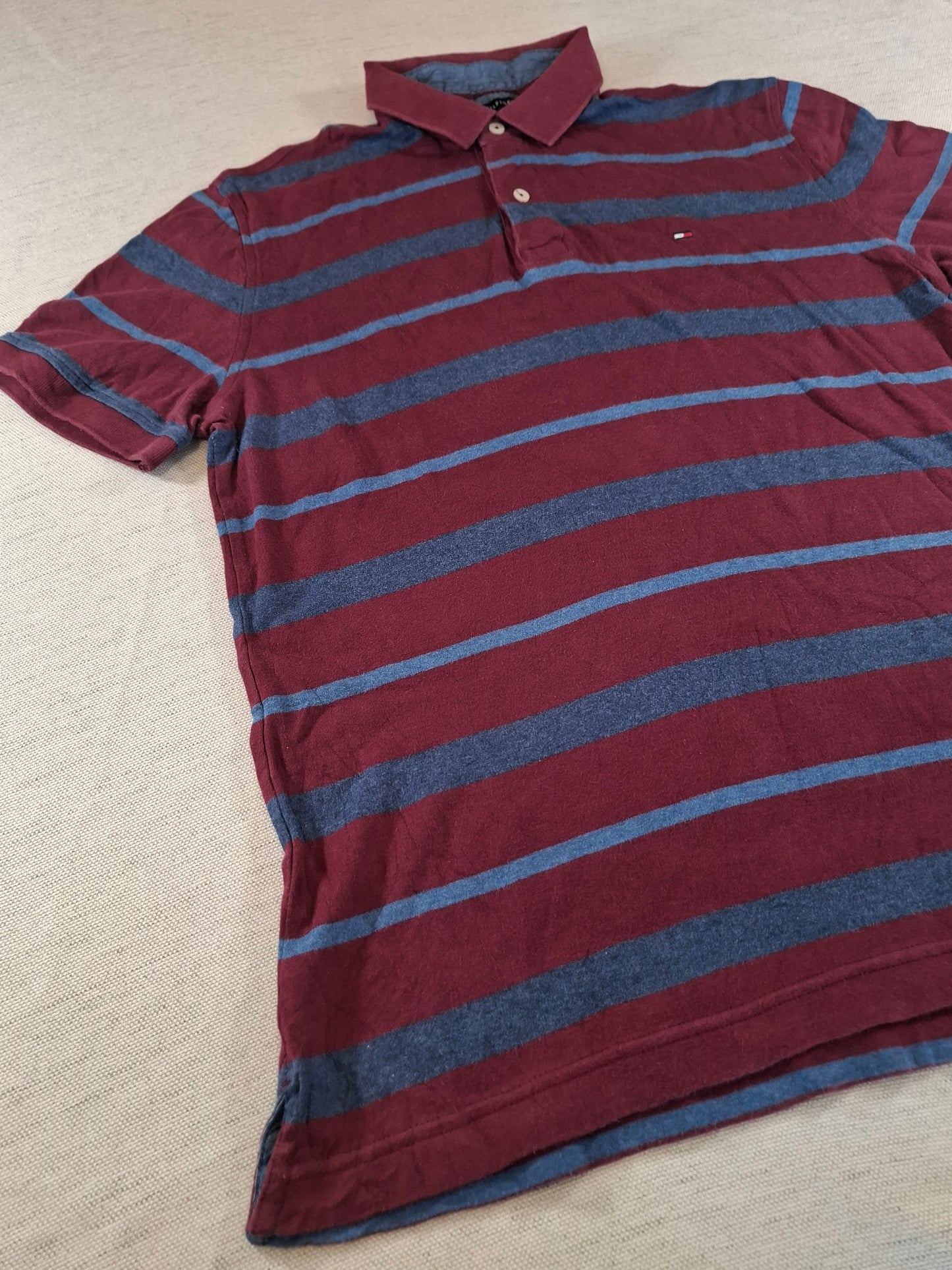 001258 Tommy Hilfiger Polo shirt size L Burgundy/ Blue