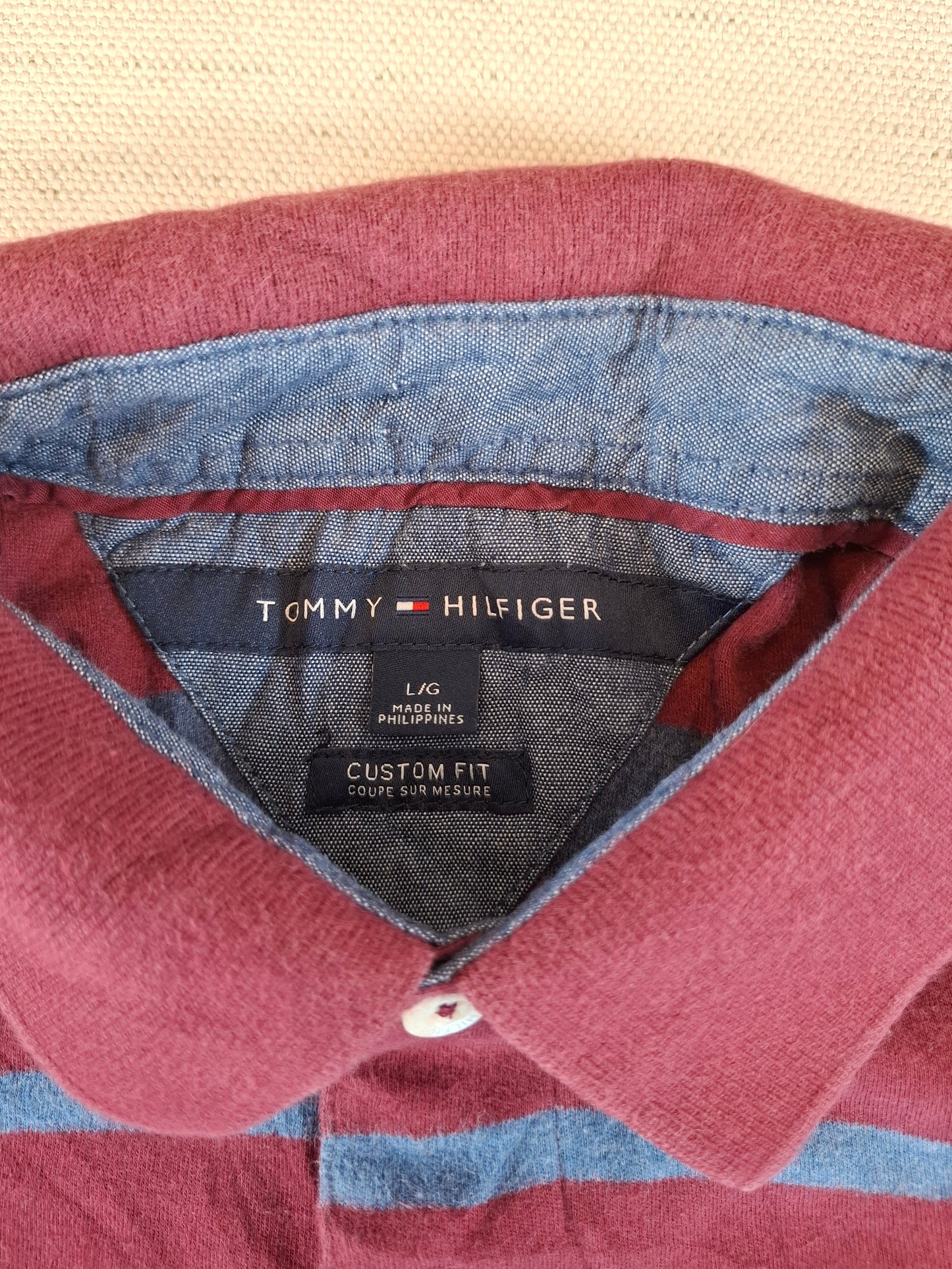 001258 Tommy Hilfiger Polo shirt size L Burgundy/ Blue