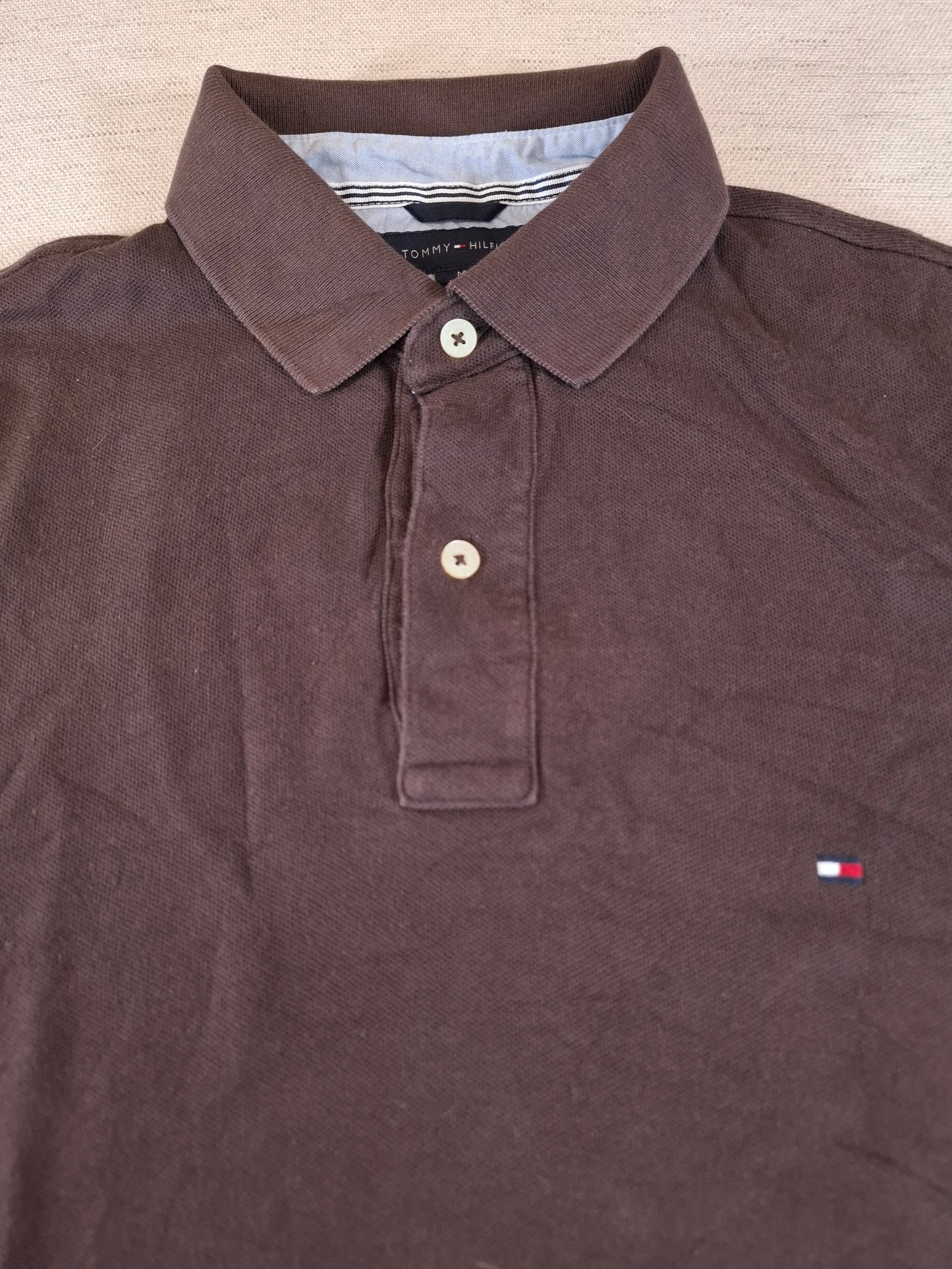 001260 Tommy Hilfiger Polo shirt size M Brown