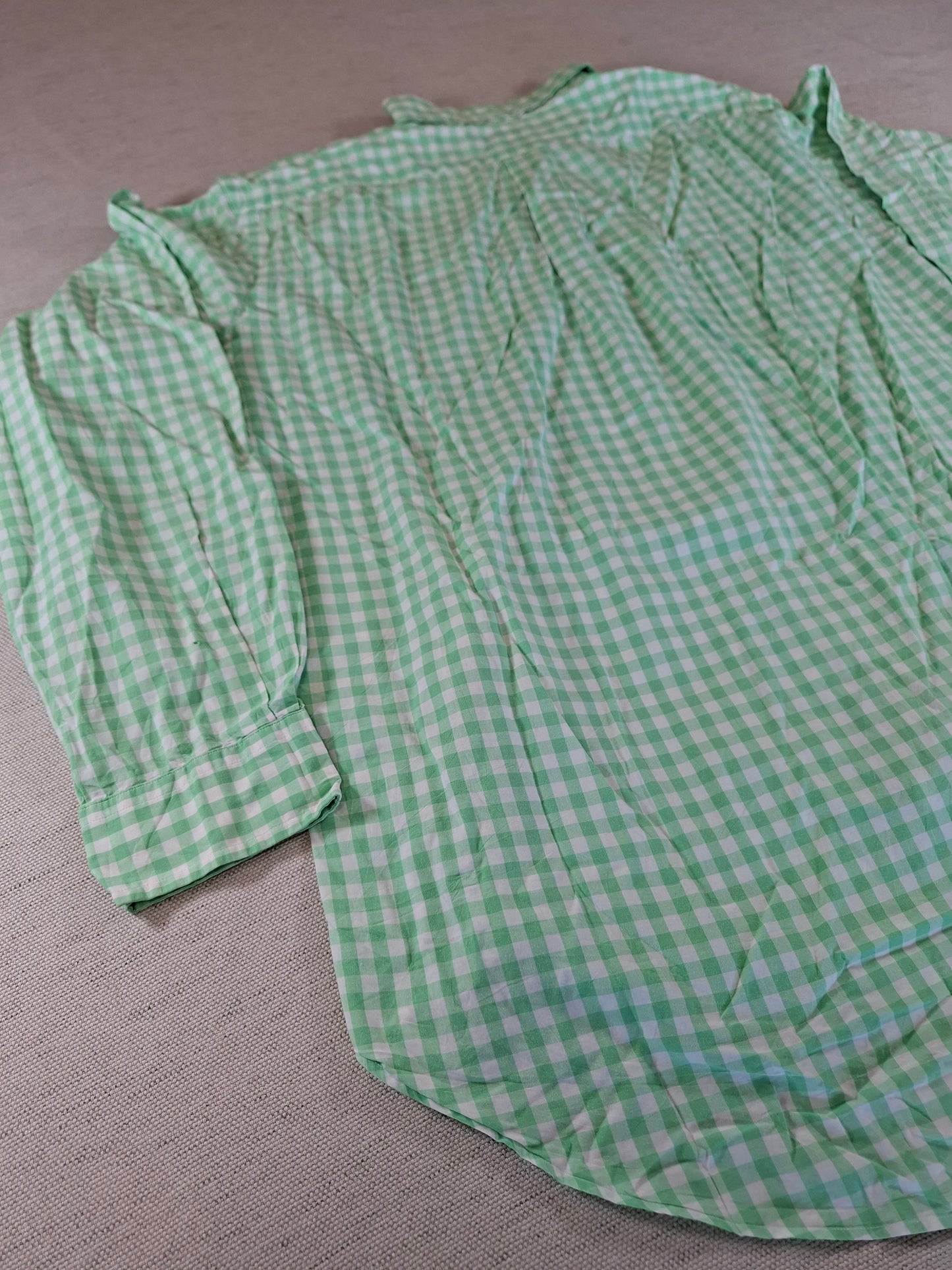 001265 Polo Ralph Lauren button down shirt size L Green/ White checkered