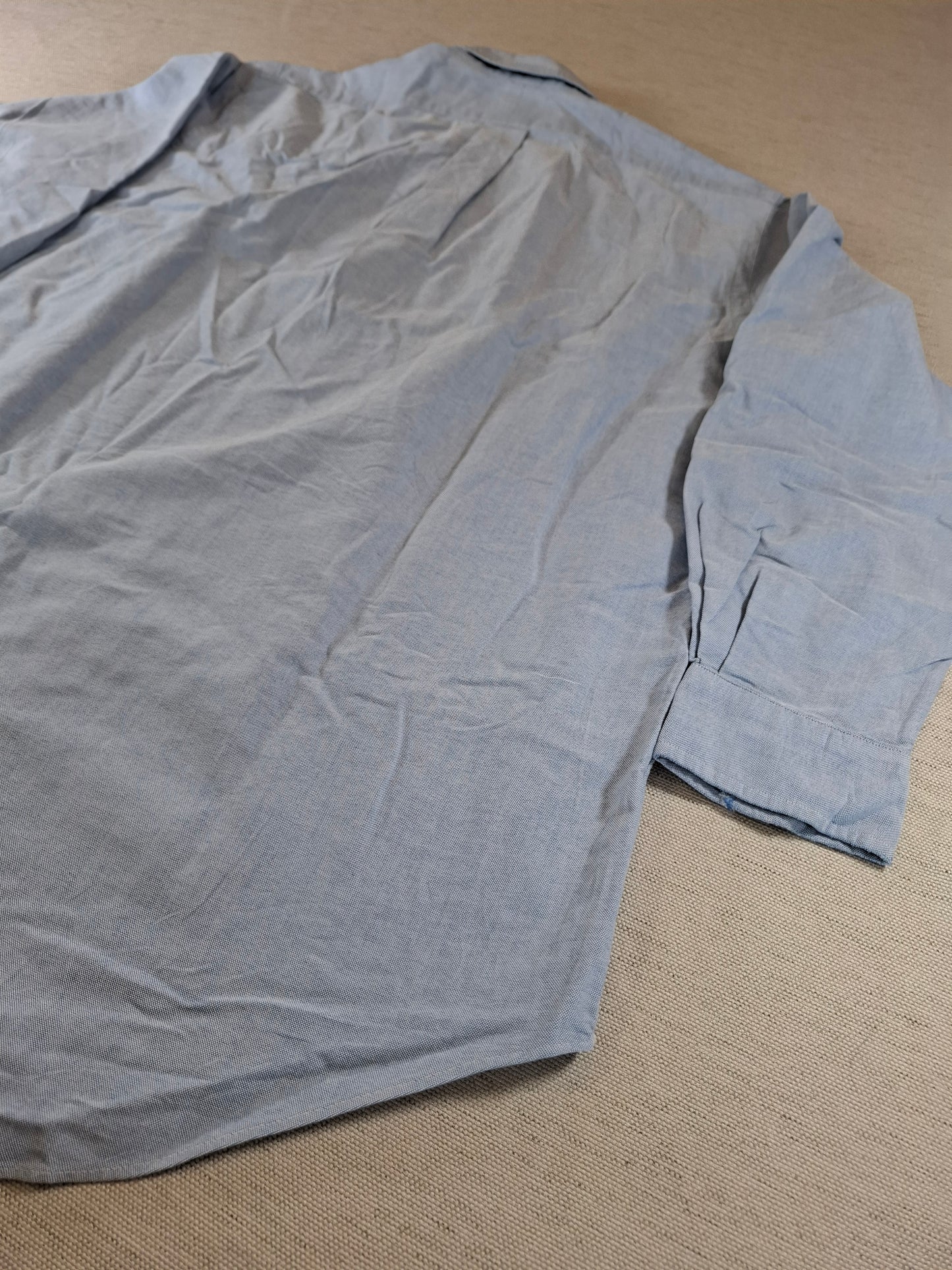 001266 Polo Ralph Lauren Button down shirt size 16-32 Light Blue