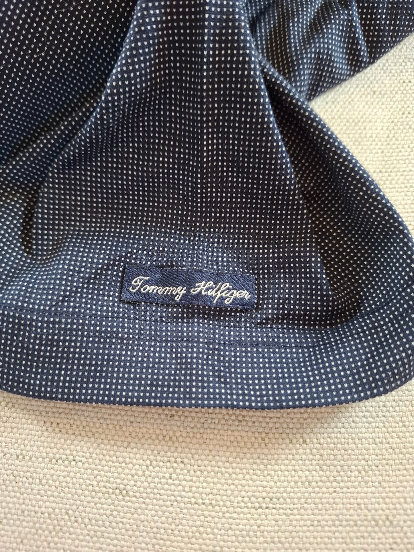 001269 Tommy Hilfiger Polo shirt size L Navy/ White 'spots'