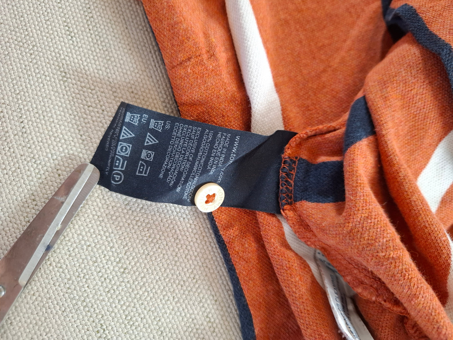 001279 Tommy Hilfiger Polo shirt size M Orange/ Multicolor
