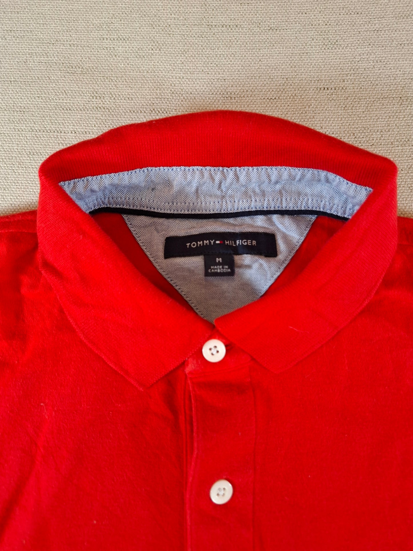 001291 Tommy Hilfiger Polo shirt size M Red