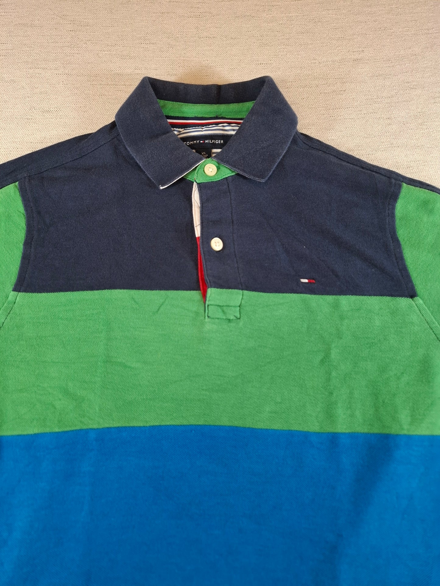 001300 Tommy Hilfiger Polo shirt size XS Multicolor stripes
