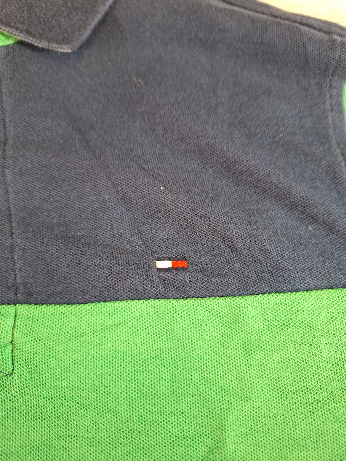 001300 Tommy Hilfiger Polo shirt size XS Multicolor stripes