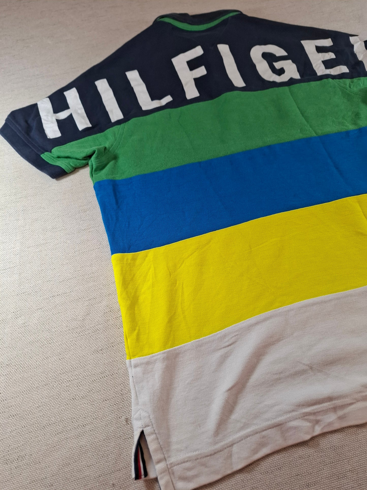 001300 Tommy Hilfiger Polo shirt size XS Multicolor stripes