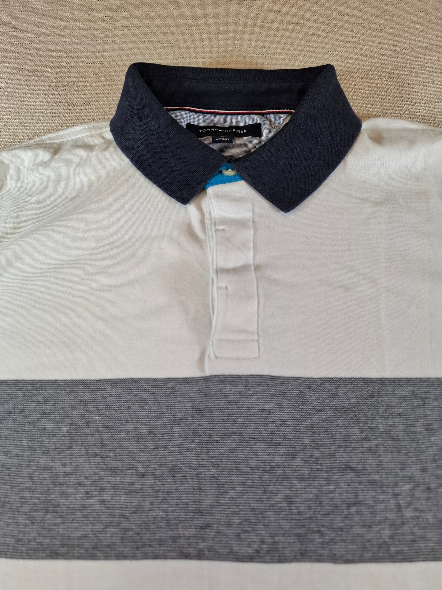 001302 Tommy Hilfiger Polo shirt size M White/ Grey stripes