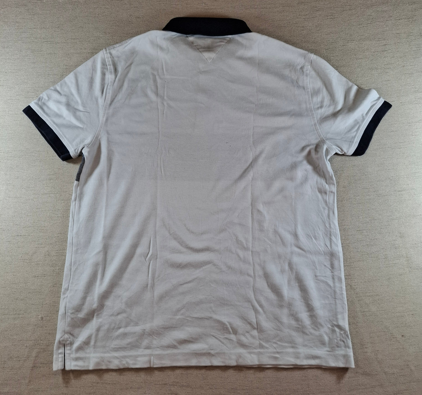 001302 Tommy Hilfiger Polo shirt size M White/ Grey stripes