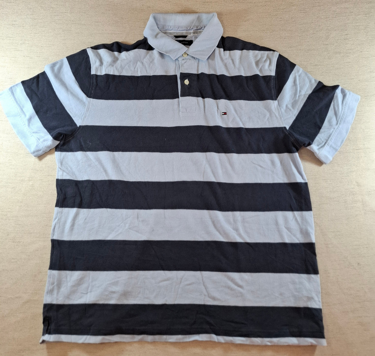 001308 Tommy Hilfiger Polo shirt size XL Lightblue/ navy