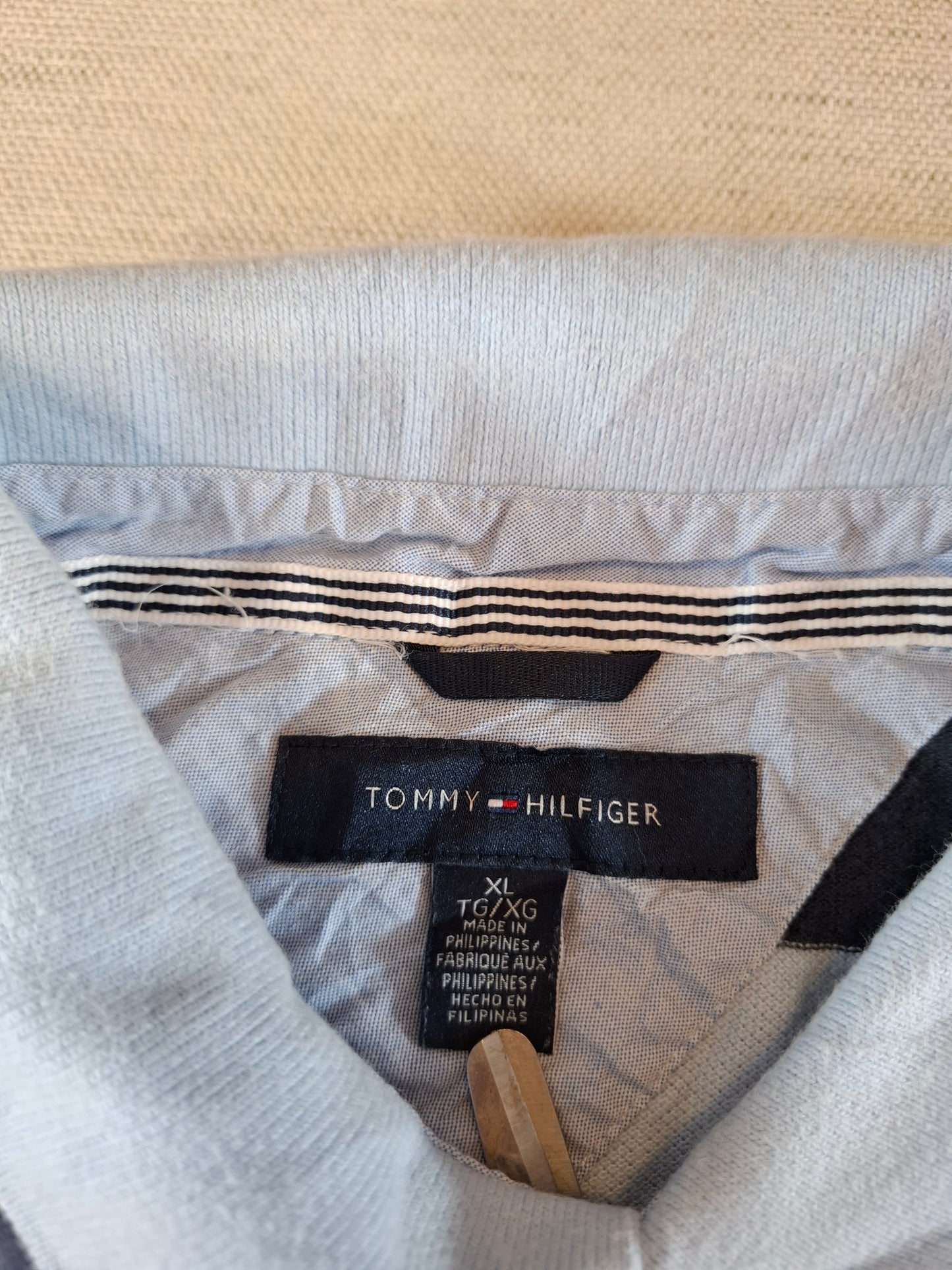 001308 Tommy Hilfiger Polo shirt size XL Lightblue/ navy