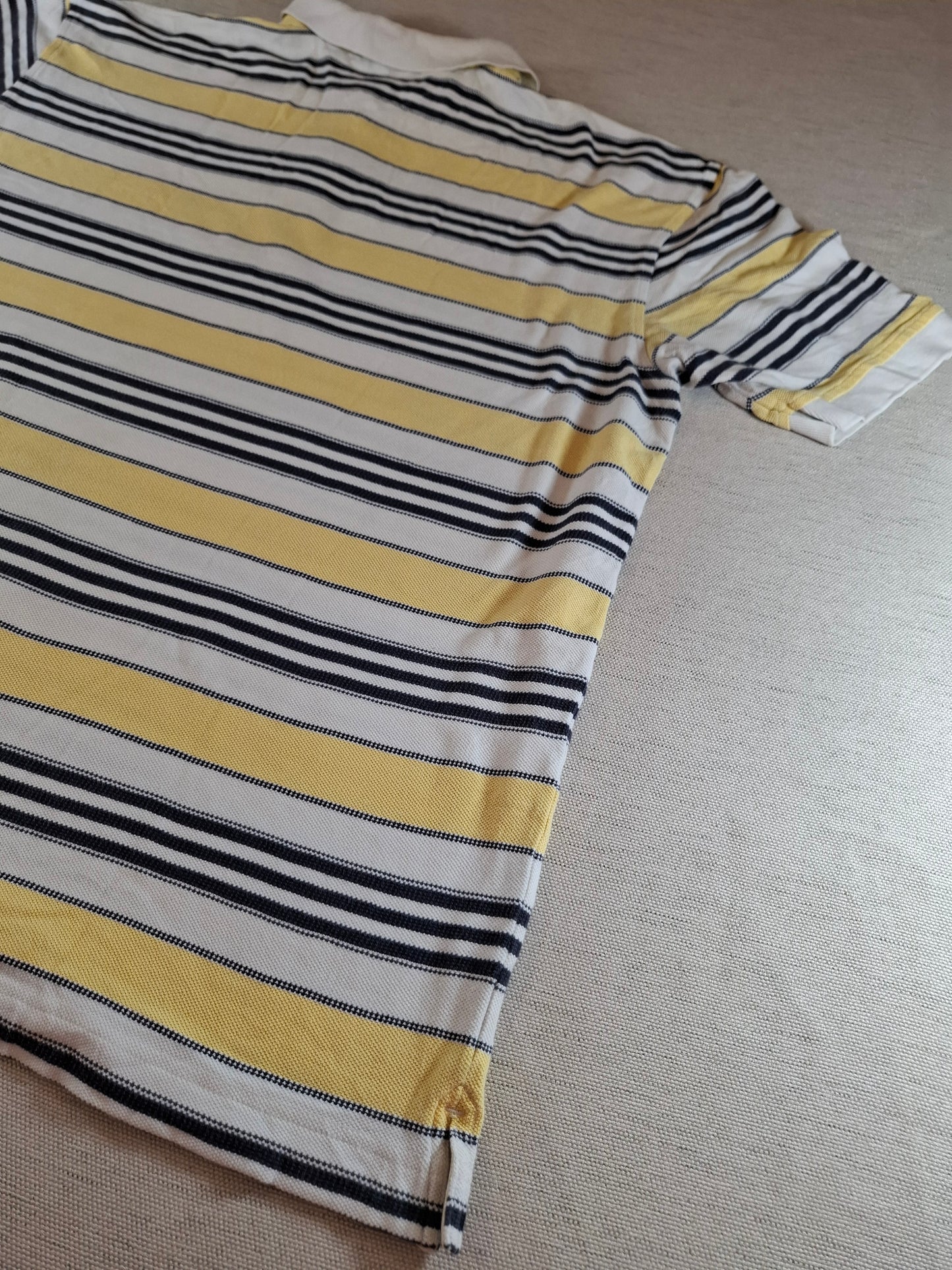 001311 Tommy Hilfiger Polo shirt size XL Yellow/ Multicolor