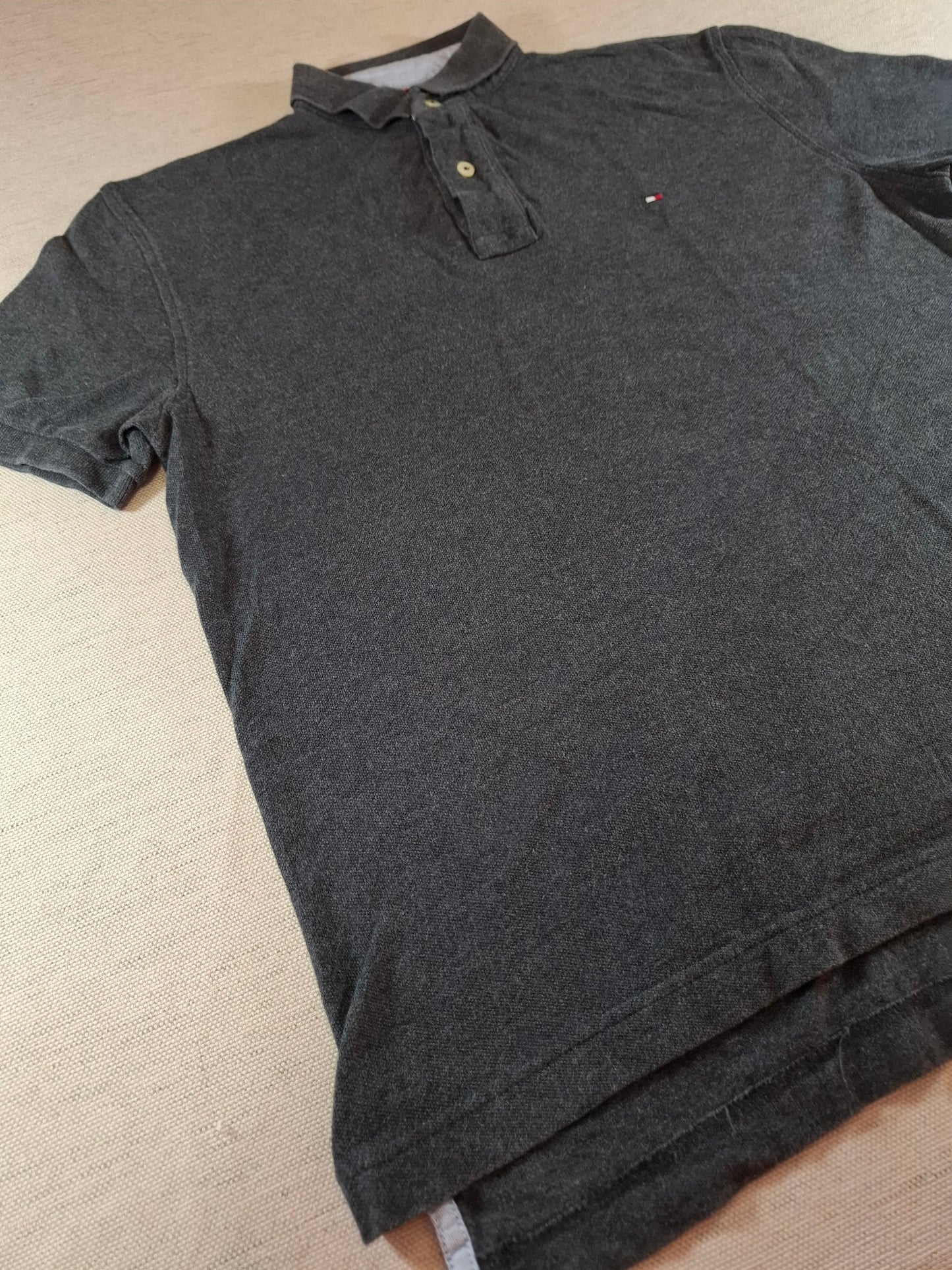 001312 Tommy Hilfiger Polo shirt size S Anthracite