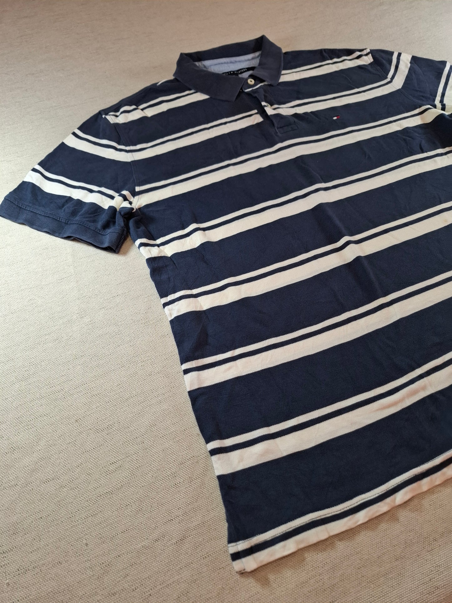 001313 Tommy Hilfiger Polo shirt size XL Navy/ White stripes