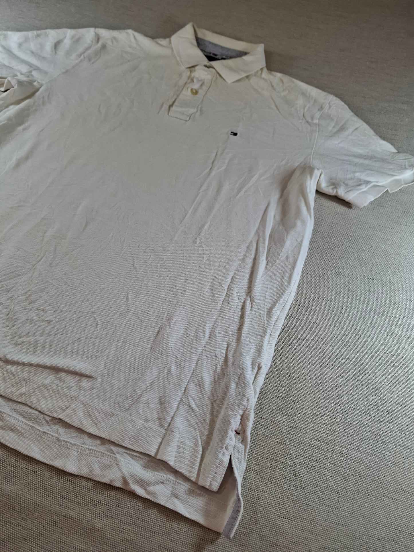 001315 Tommy Hilfiger Polo shirt size L White