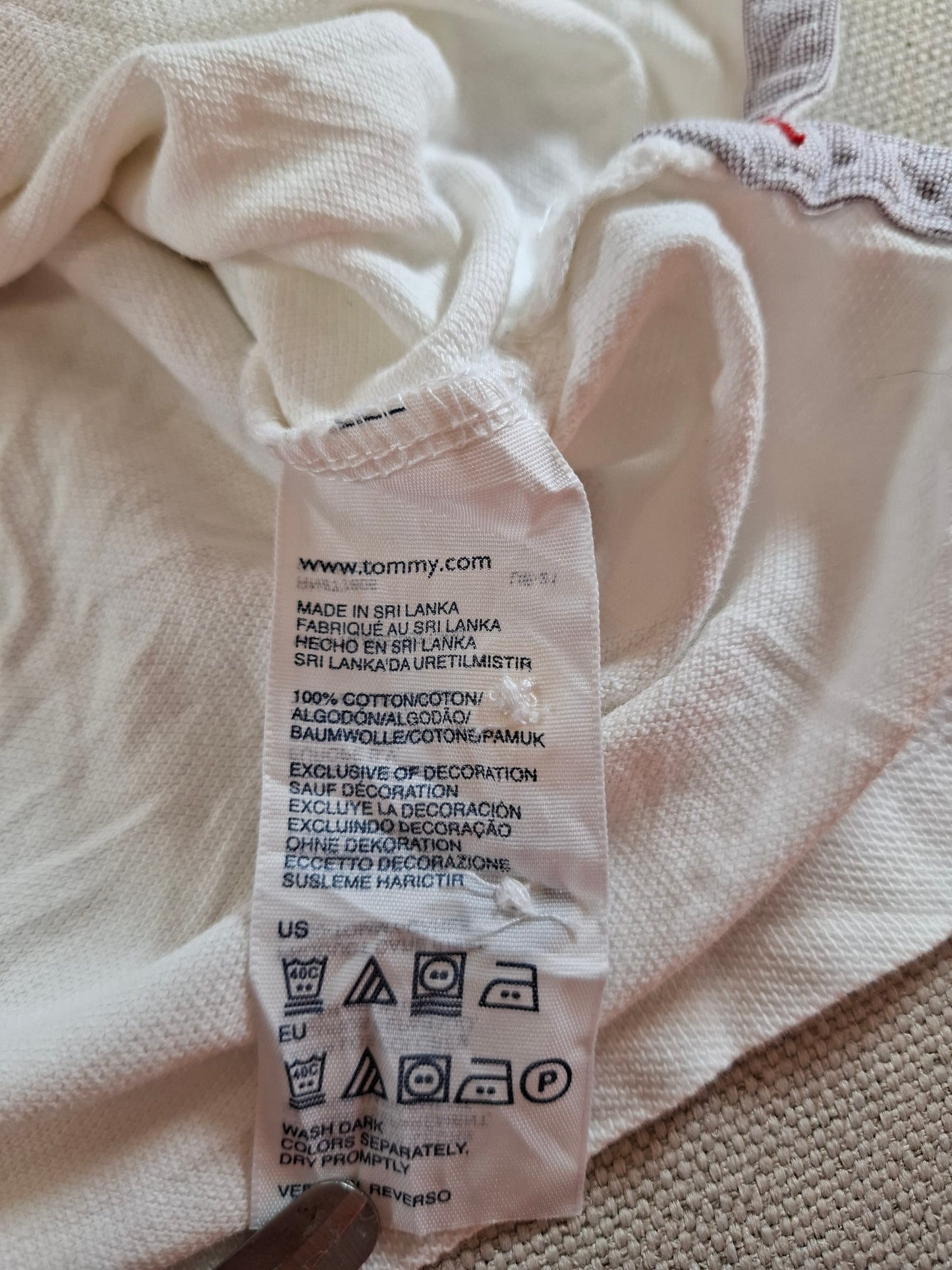 001315 Tommy Hilfiger Polo shirt size L White