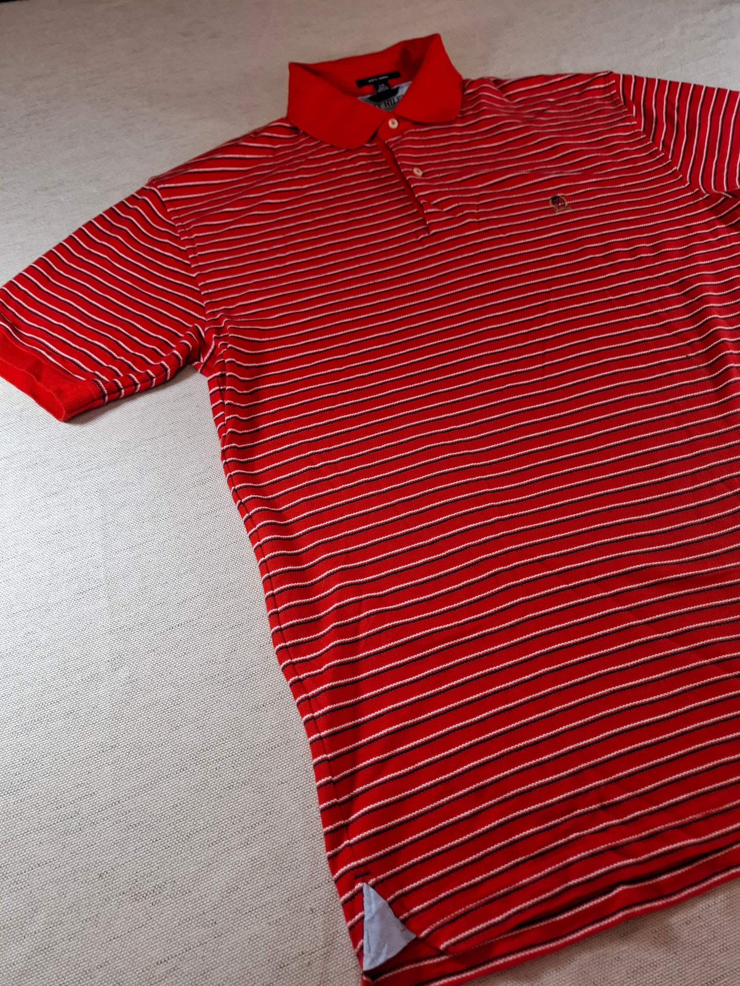 001316 Tommy Hilfiger Polo shirt size L Red/ Multicolor