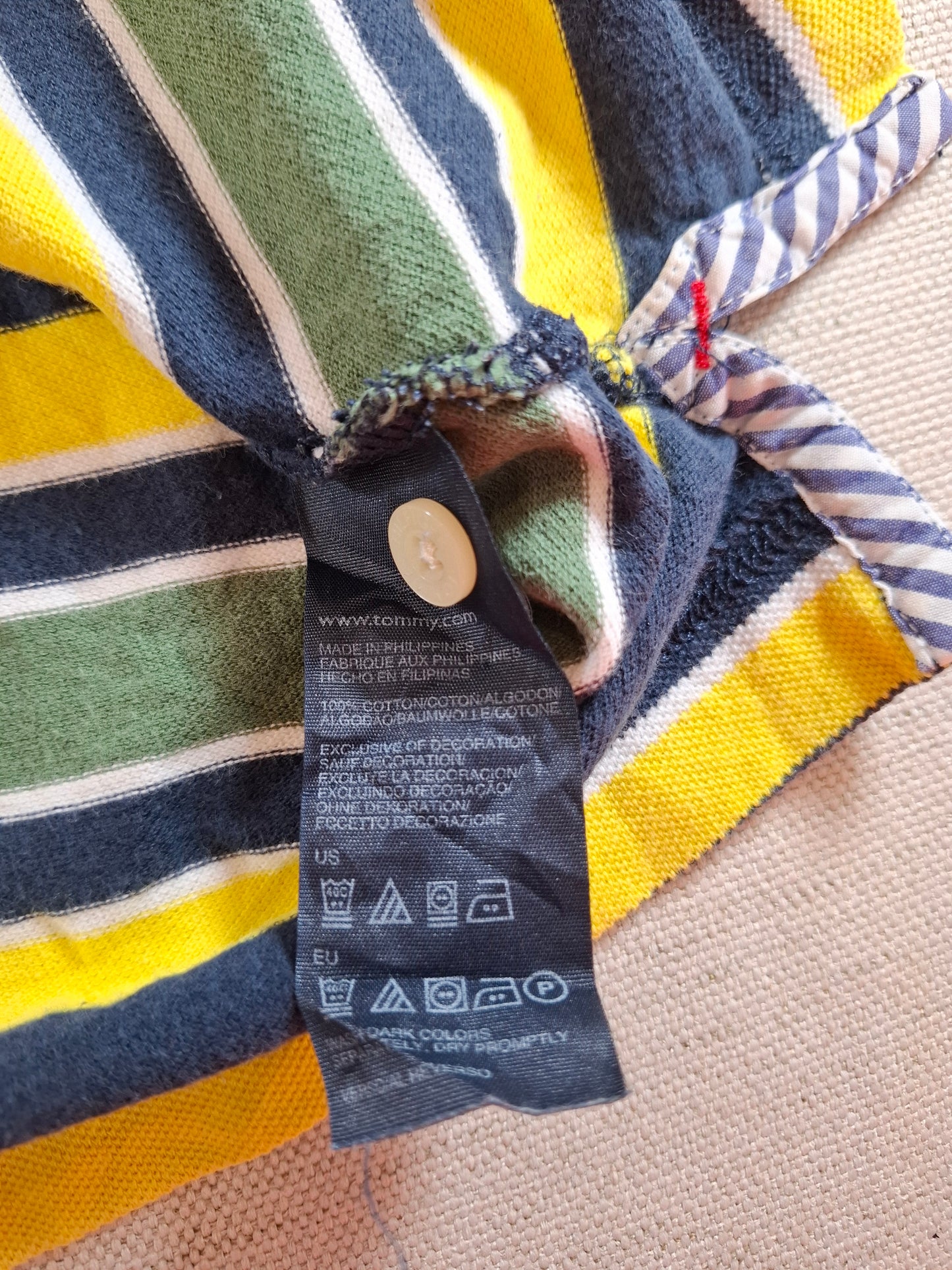 001320 Tommy Hilfiger Polo shirt size XL Navy/ Multicolor