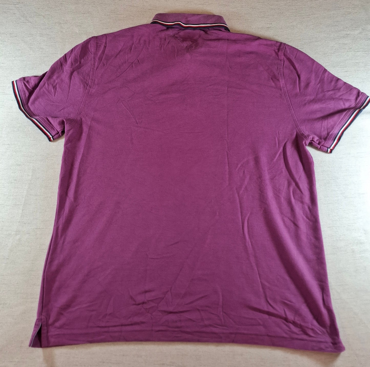 001322 Tommy Hilfiger Polo shirt size XL Purple